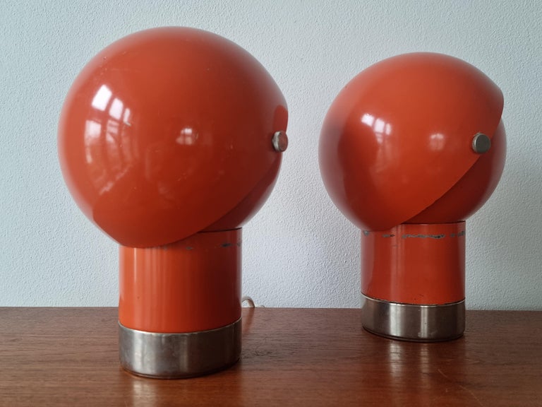 - Space Age
- Rare type
- Very nice style of lighting
- Marked by label
- Astronaut, cosmonaut, spaceman
- Also as wall lamp.