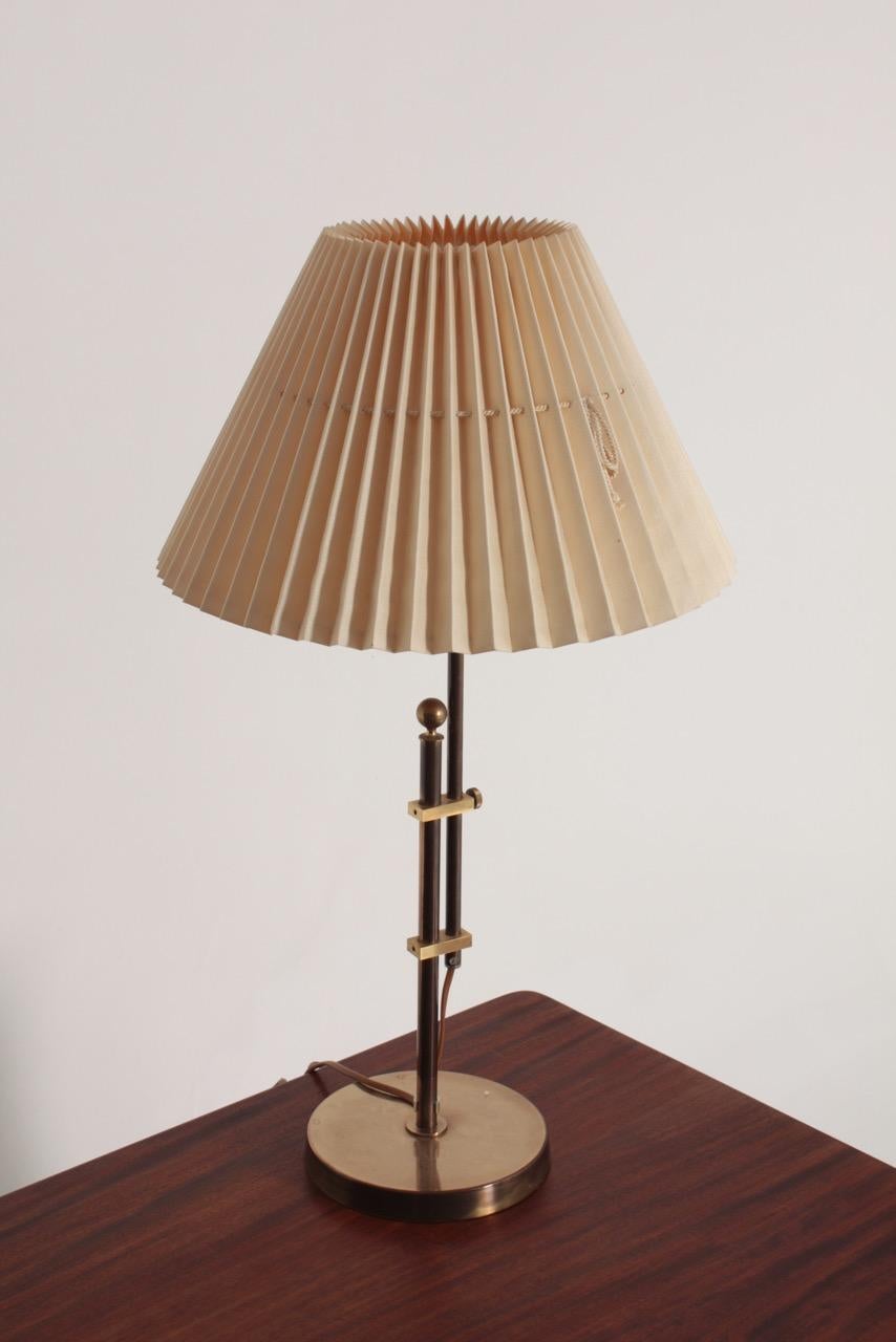 Pair of Midcentury Table Lamps in Brass by Bergboms, Swedish Modern, 1950s 1