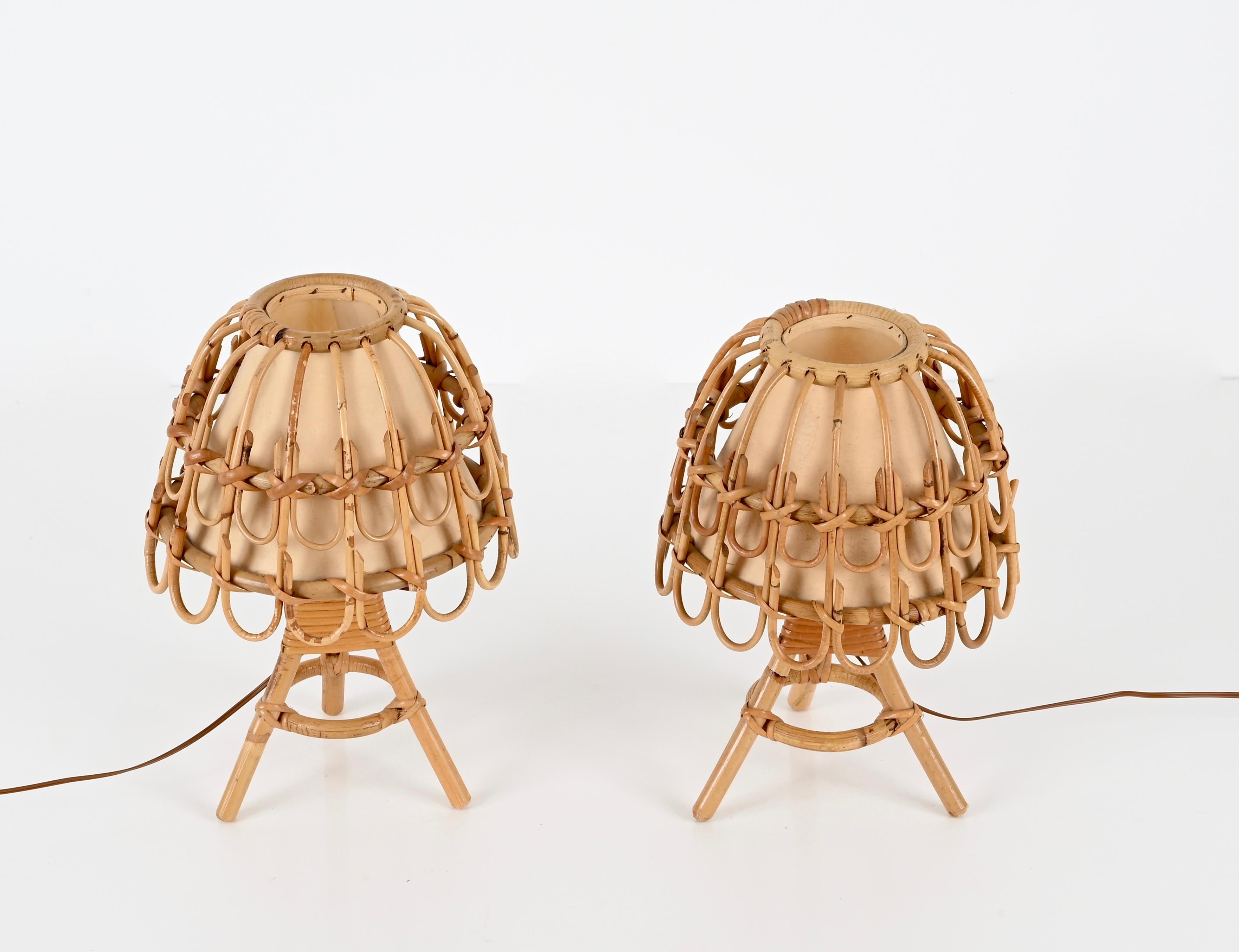 Paar Tischlampen aus Rattan und Korbweide aus der Mitte des Jahrhunderts, Louis Sognot, Frankreich, 1960er Jahre (Moderne der Mitte des Jahrhunderts)