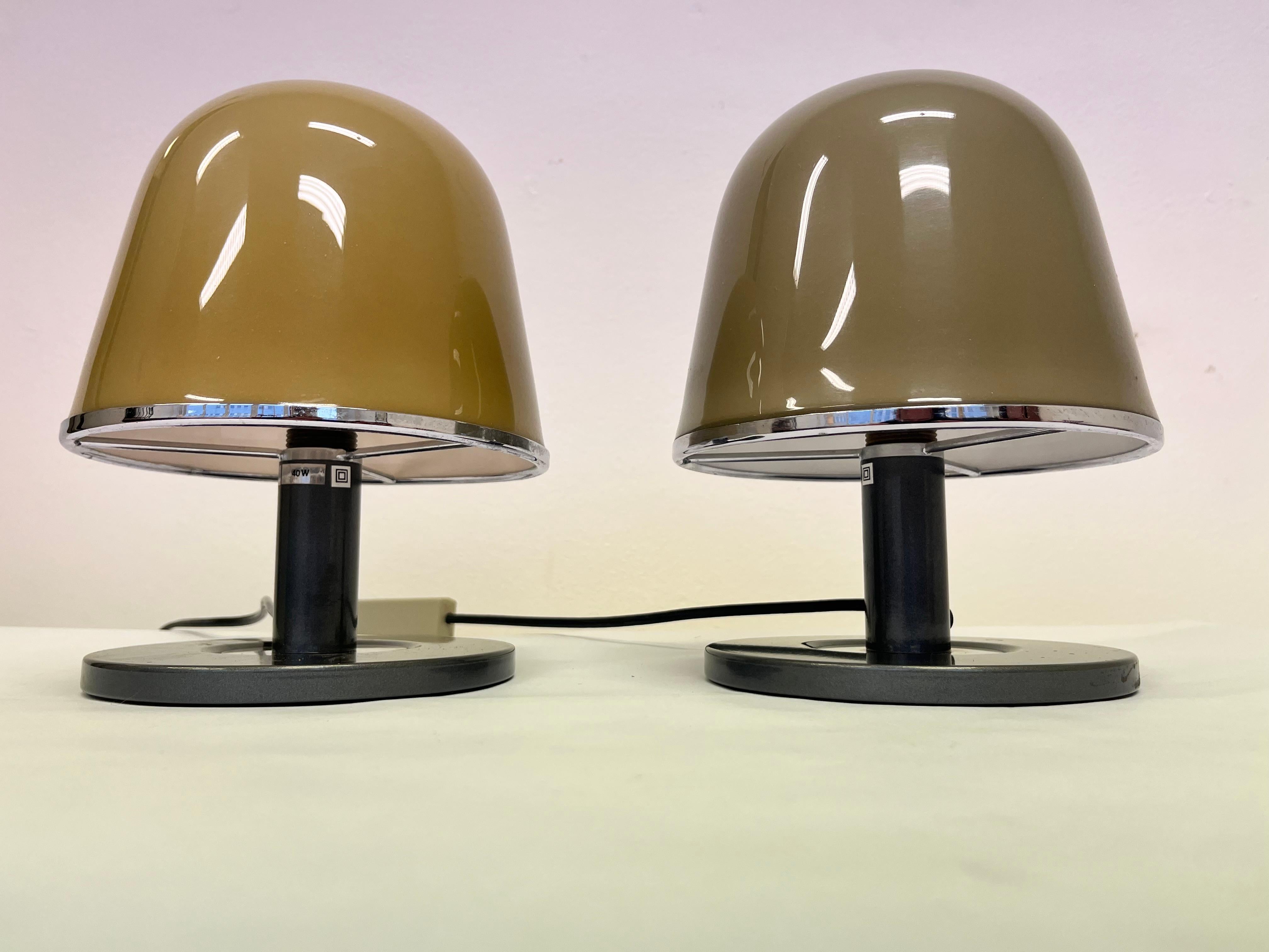 Fin du 20e siècle Paire de lampes de table du milieu du siècle Kuala - Meblo, par Franco Bresciani, Italie, années 1970 en vente