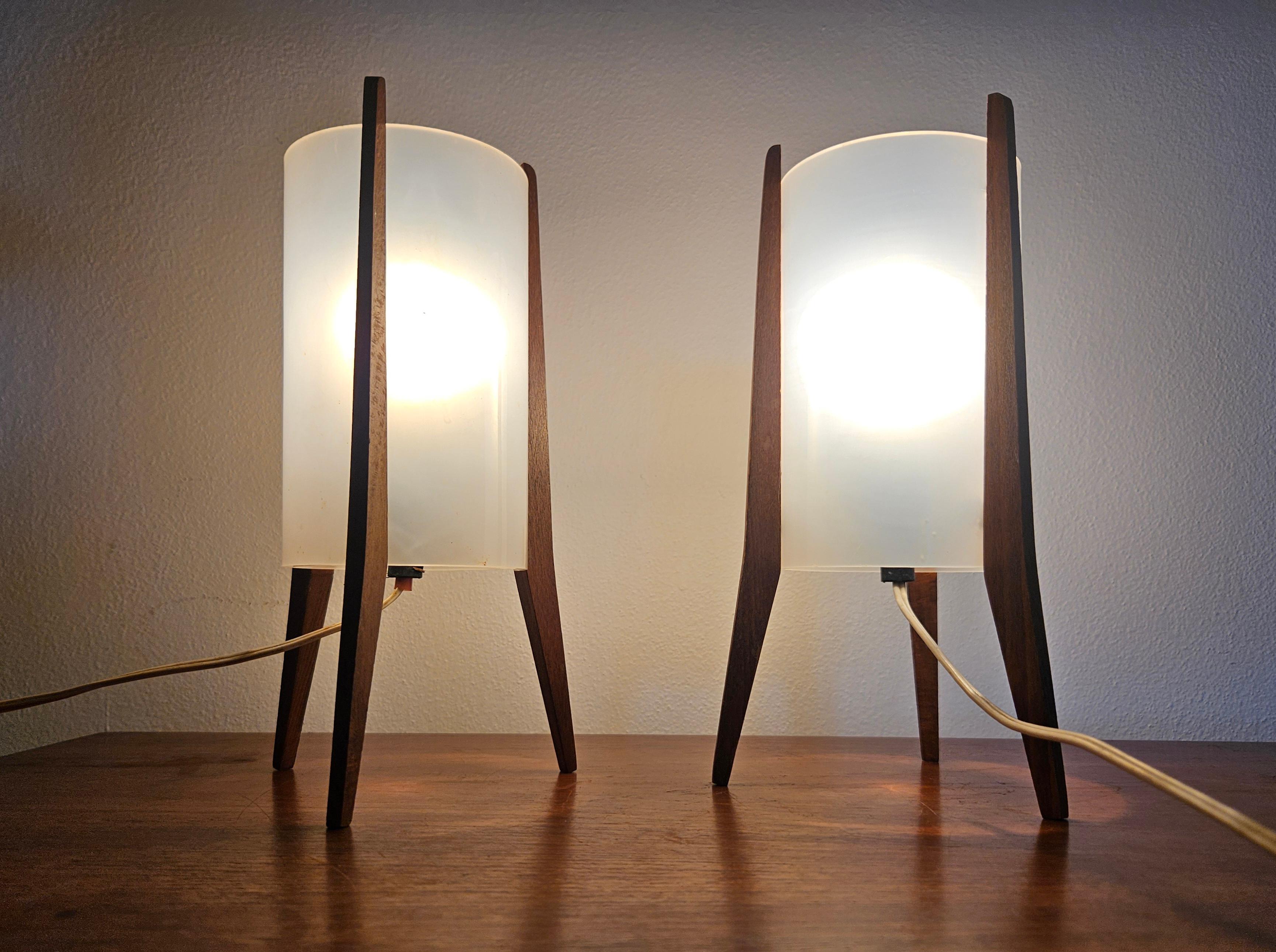 Pair of Midcentury Table Lamps Pokrok Zilina, Tripod, Rocket, 1970s For Sale 6