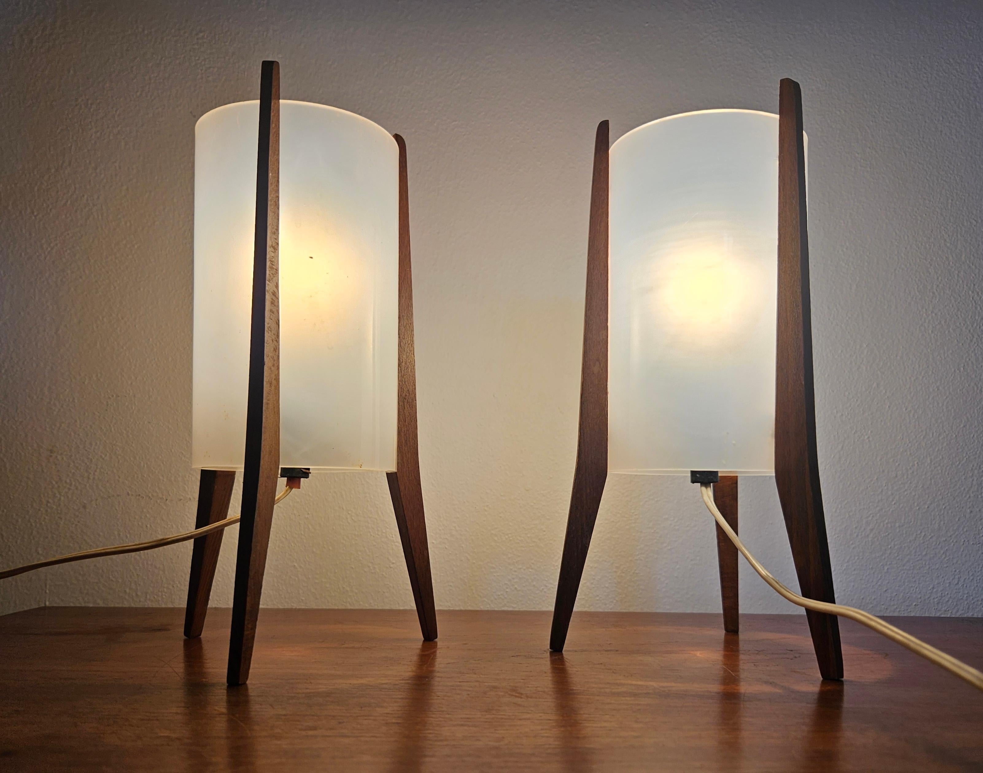 Pair of Midcentury Table Lamps Pokrok Zilina, Tripod, Rocket, 1970s For Sale 7