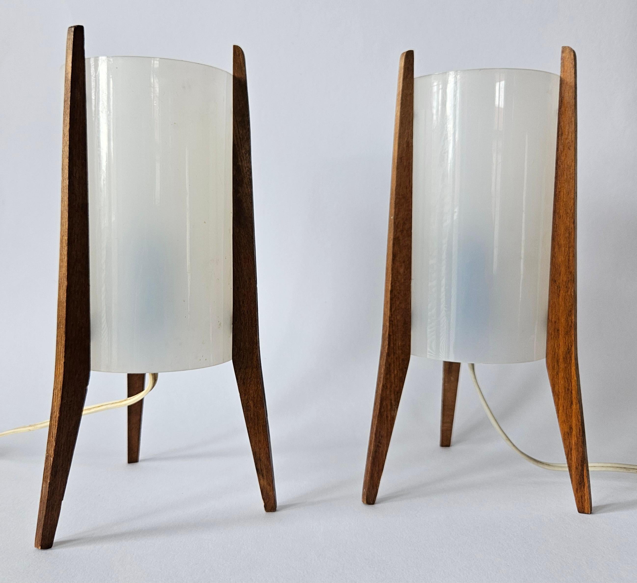 Slovak Pair of Midcentury Table Lamps Pokrok Zilina, Tripod, Rocket, 1970s For Sale