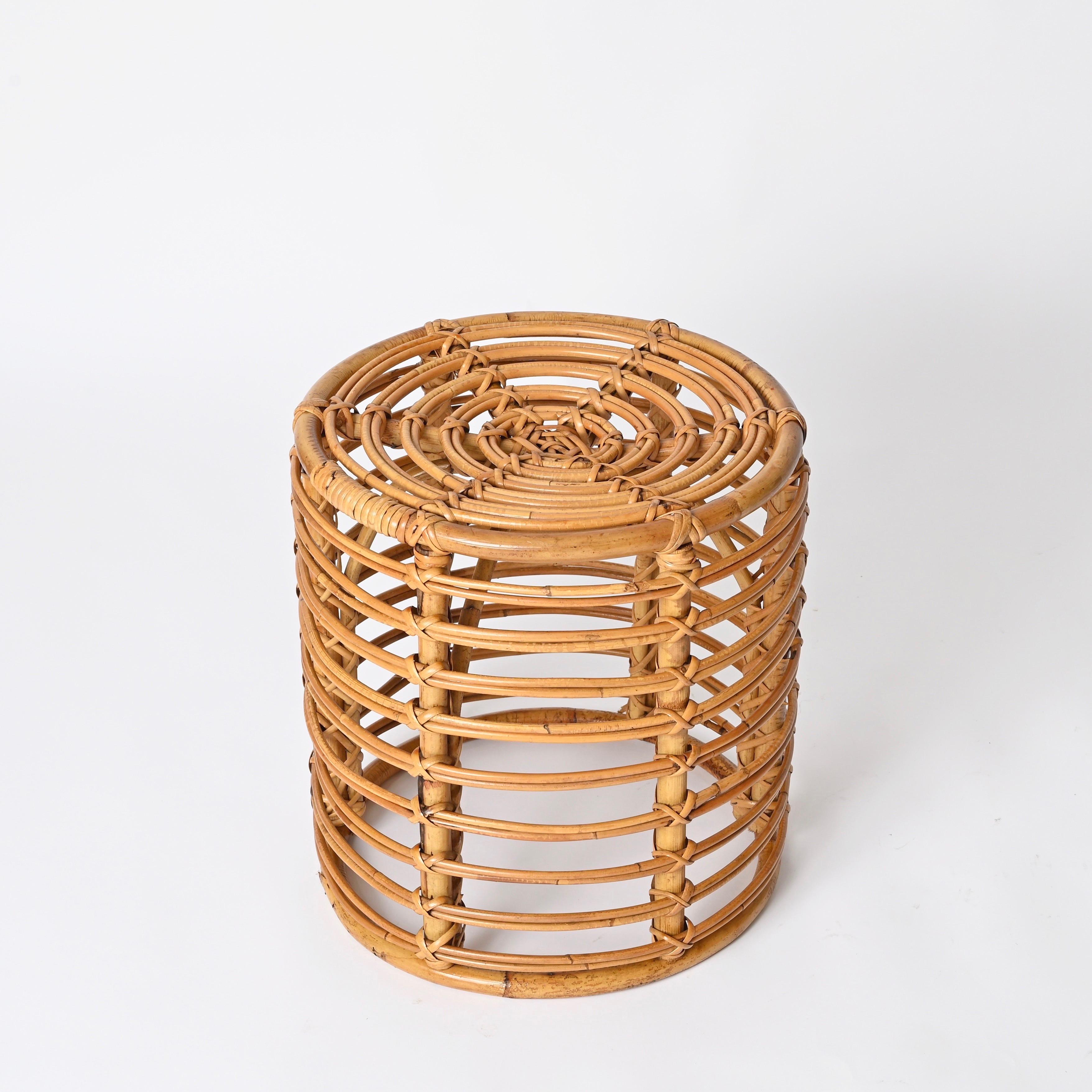 Coppia di sgabelli pouf Tito Agnoli in rattan e bambù, Italia 1960 in vendita 4