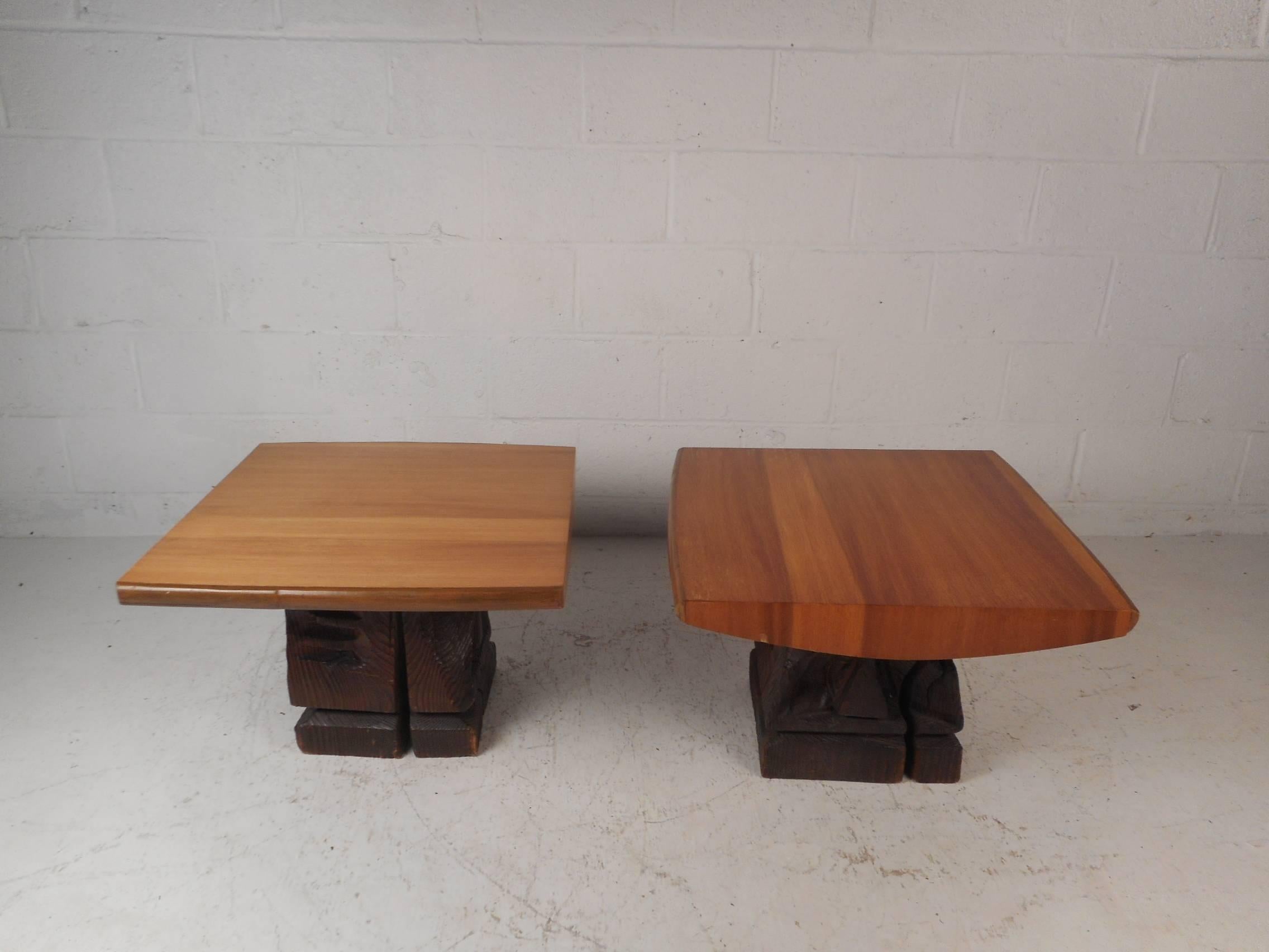Late 20th Century Pair of Midcentury TOTEM End Tables by Witco