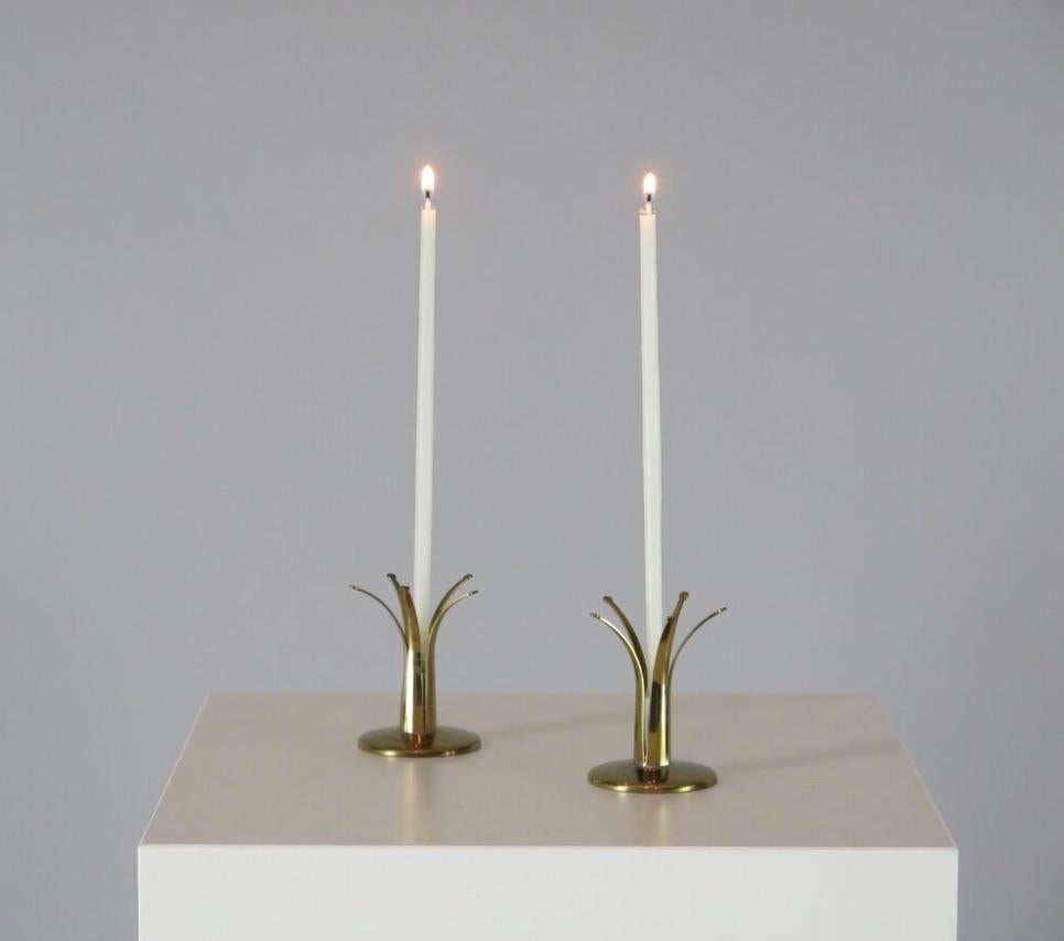 Mid-20th Century Pair of Midcentury Tulip Candleholders For Sale