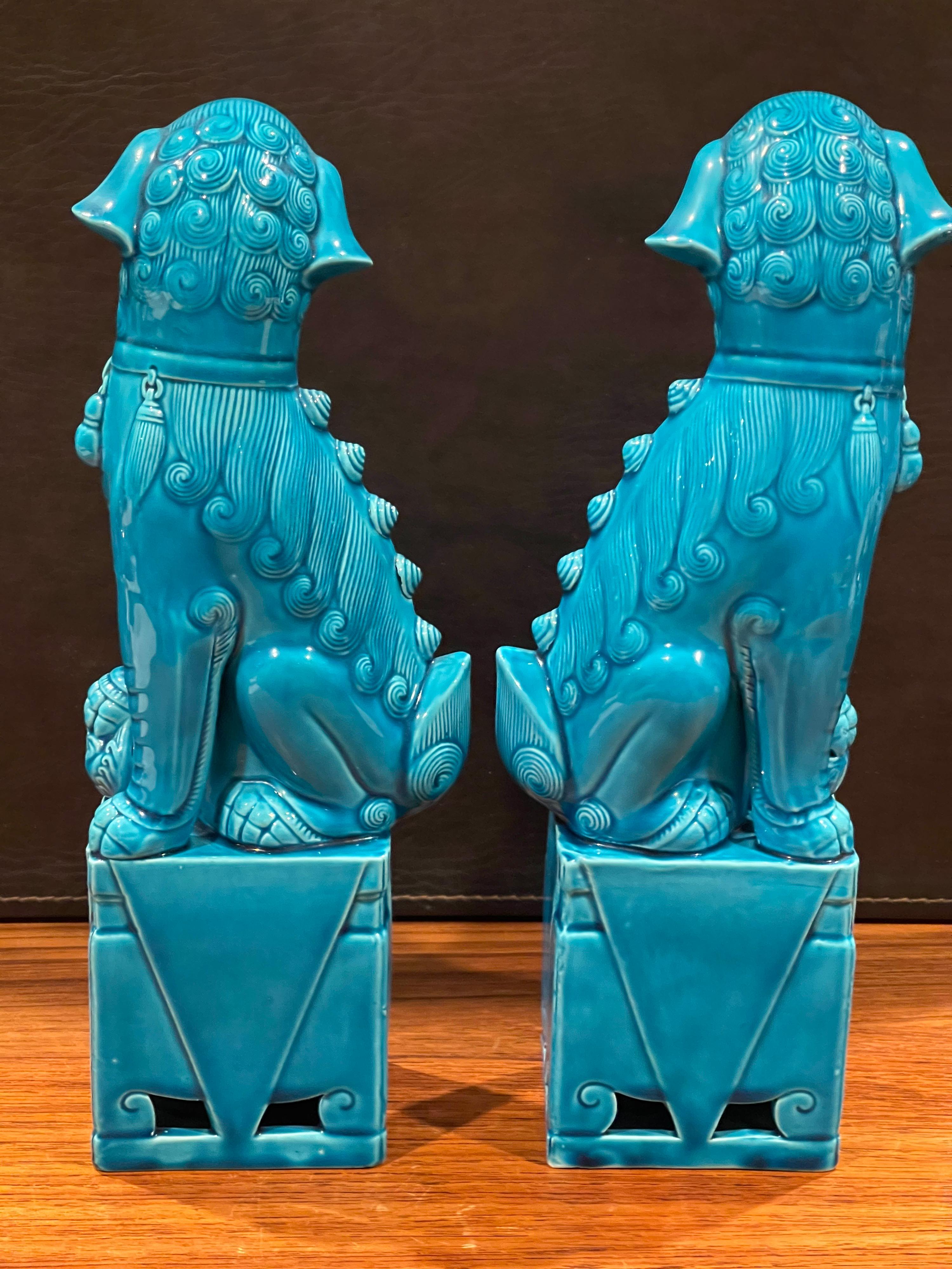 Chinese Pair of Midcentury Turquoise Blue Ceramic Foo Dog Sculptures