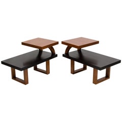 Pair of Midcentury Two-Tier Oak Two-Tone End Tables in Paul Laszlo Style