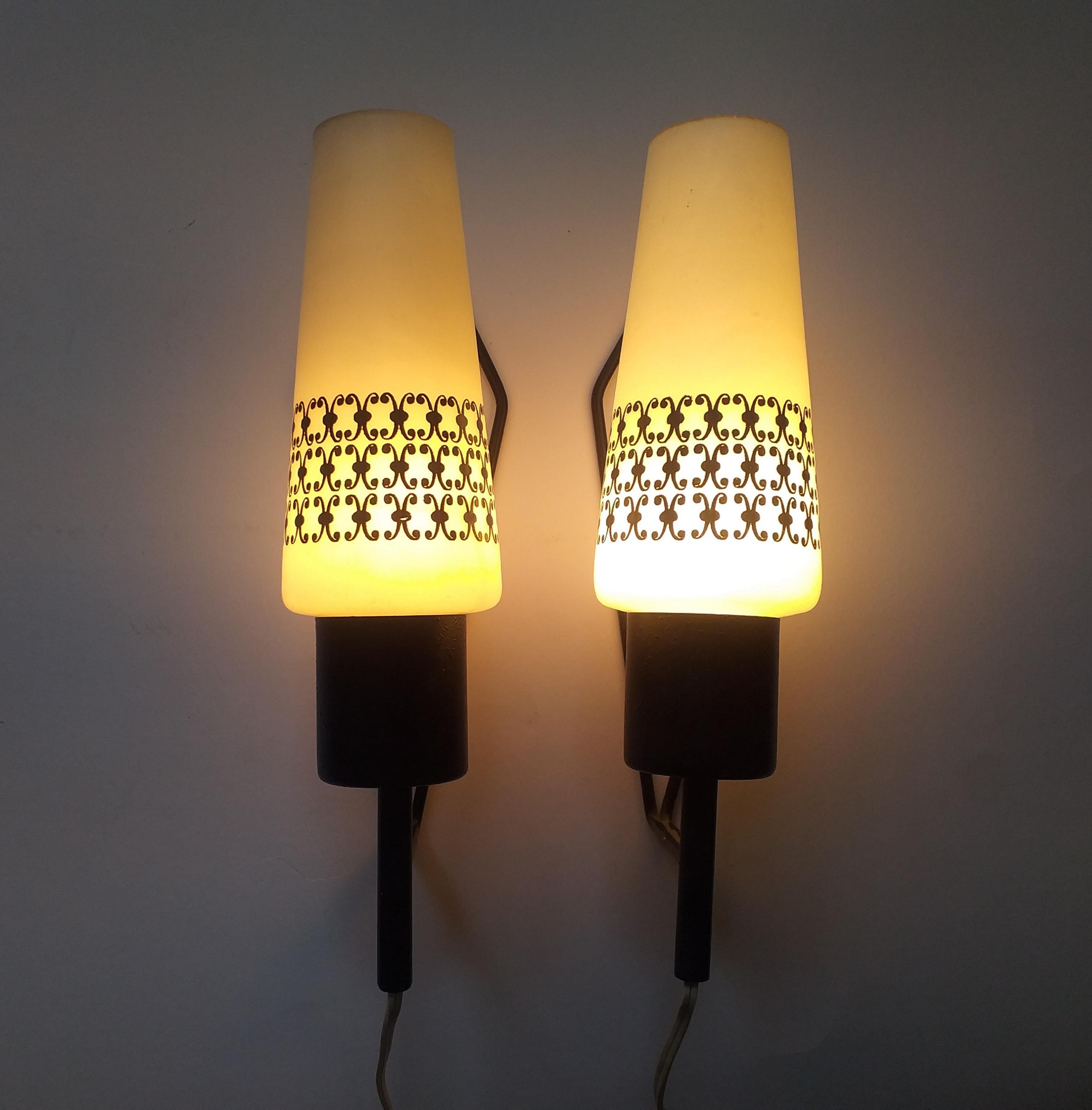 Lacquered Pair of Midcentury Wall Lamps, 1960s For Sale