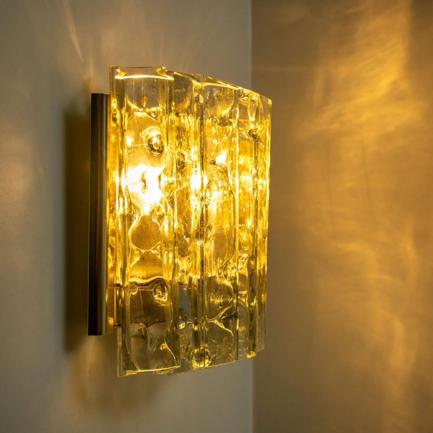 Pair of Midcentury Wall Lamps in Brass and Glass, 1970s For Sale 1