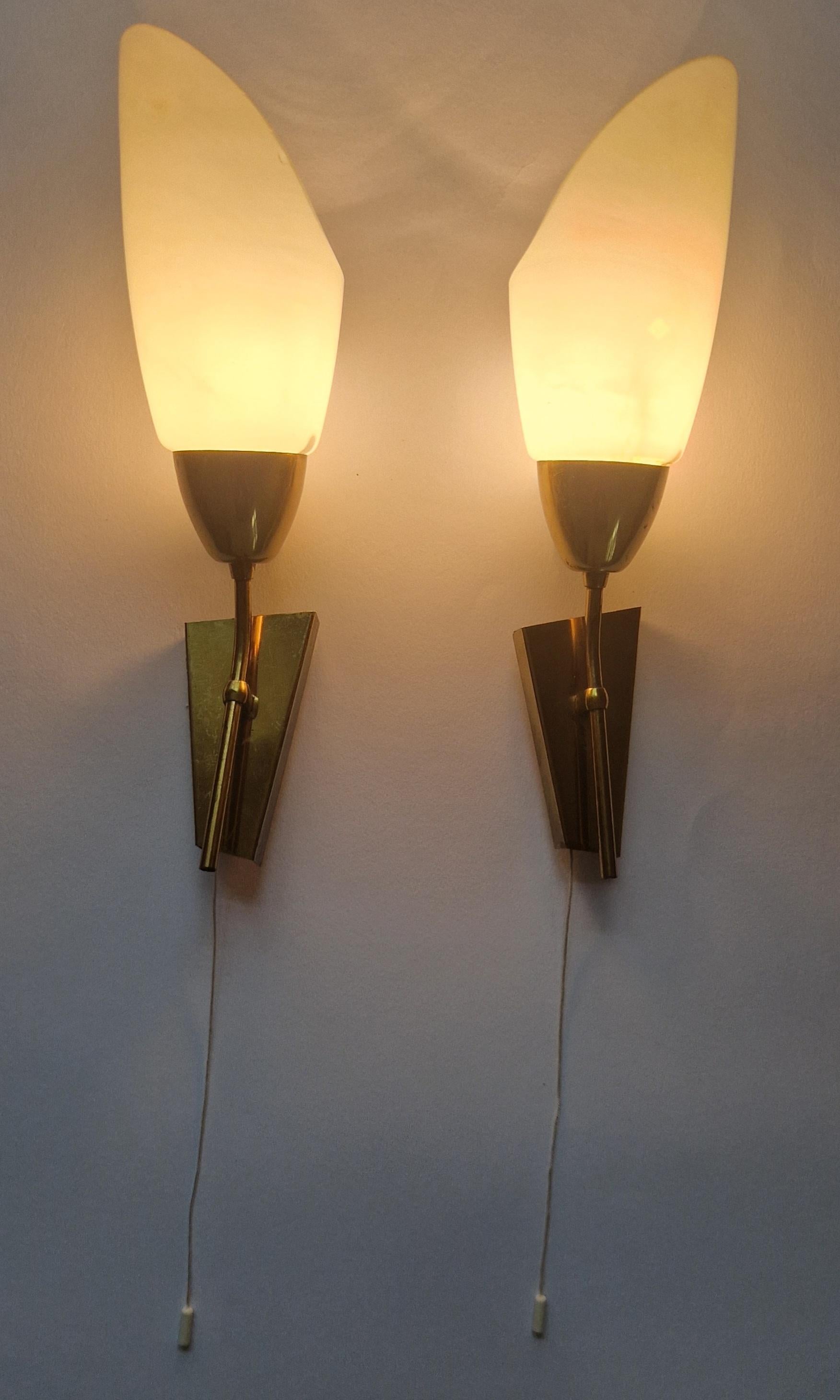 Paire de lampes murales du milieu du siècle Kamenicky Senov, 1970 en vente 4