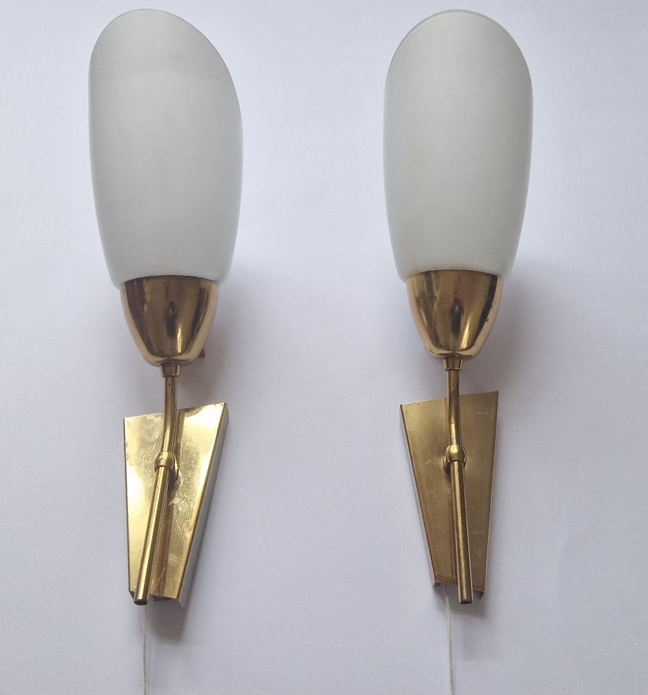 Tchèque Paire de lampes murales du milieu du siècle Kamenicky Senov, 1970 en vente