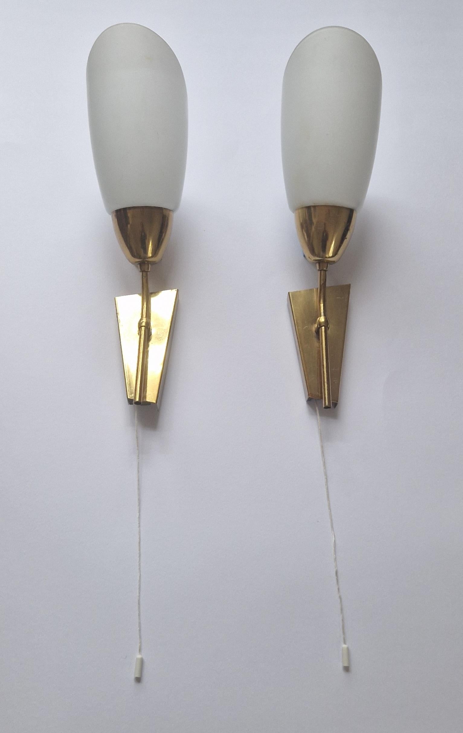 Fin du 20e siècle Paire de lampes murales du milieu du siècle Kamenicky Senov, 1970 en vente