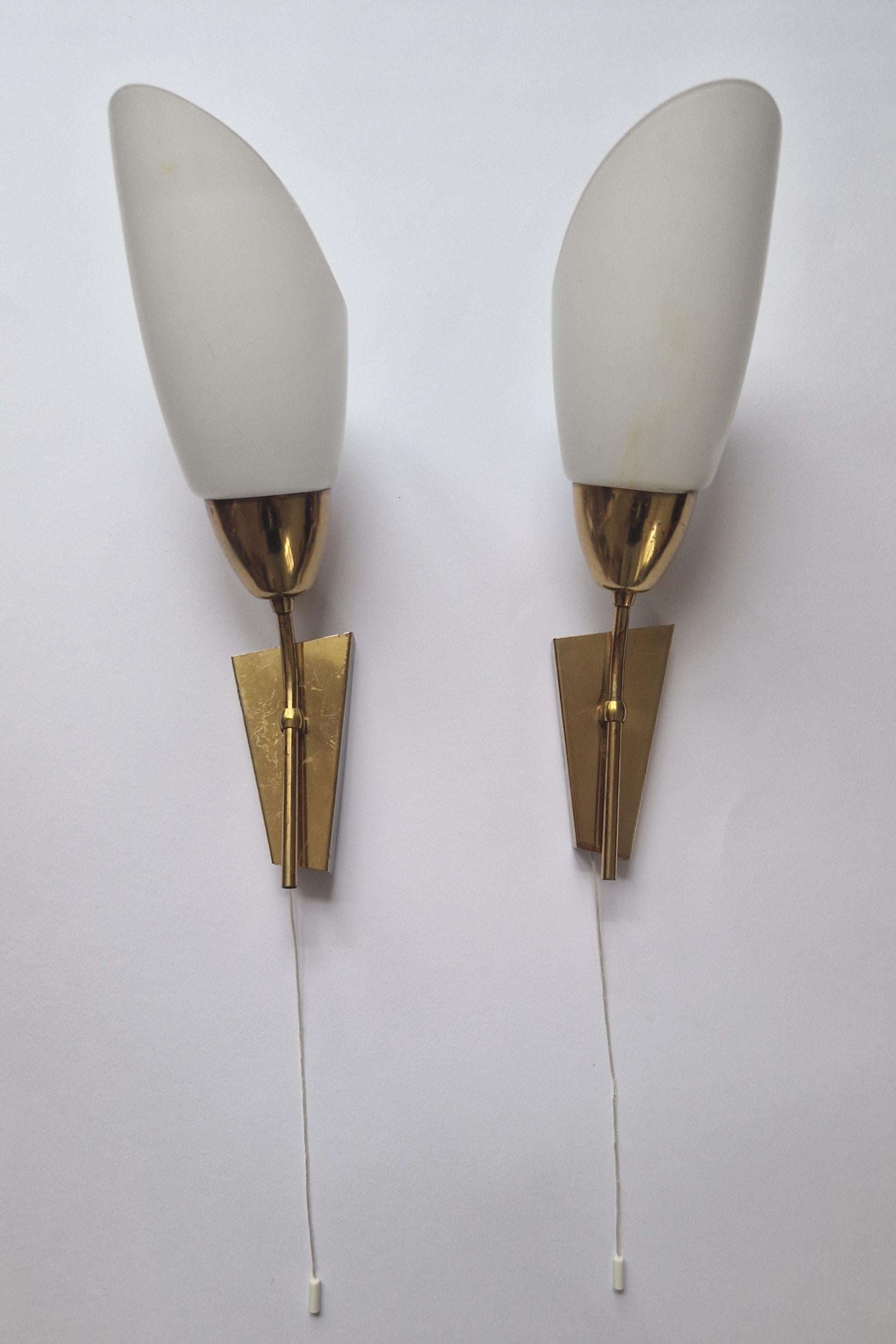 Paire de lampes murales du milieu du siècle Kamenicky Senov, 1970 en vente 2