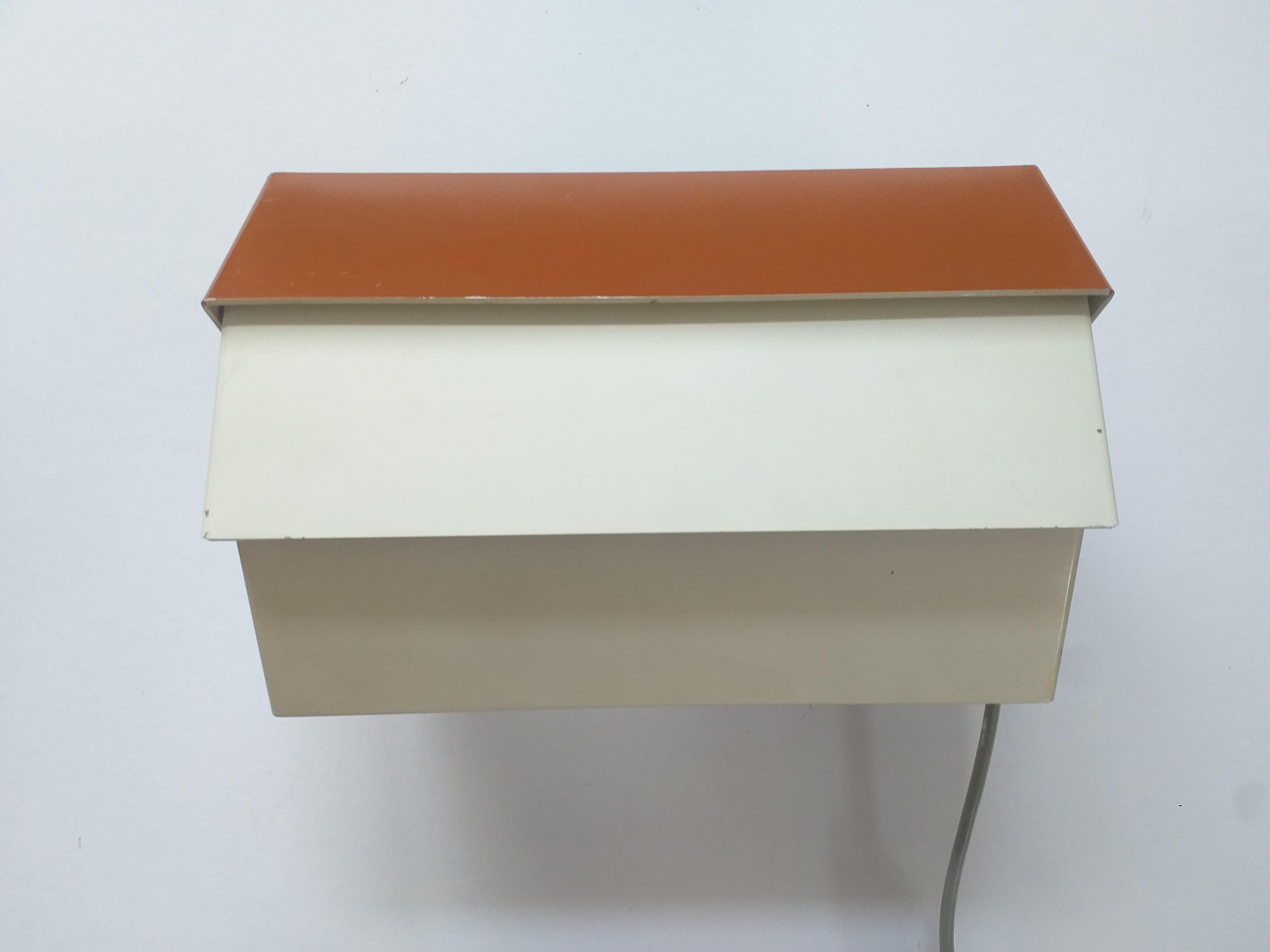 Ein Paar Mid-Century-Wandleuchten Napako, 1970er Jahre (Moderne der Mitte des Jahrhunderts) im Angebot