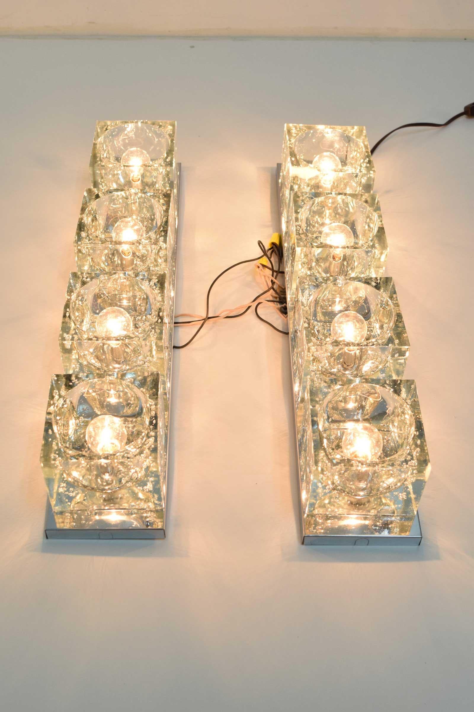 Pair of Midcentury Wall Lights with Cubist Design by Sciolari for Lightolier For Sale 2