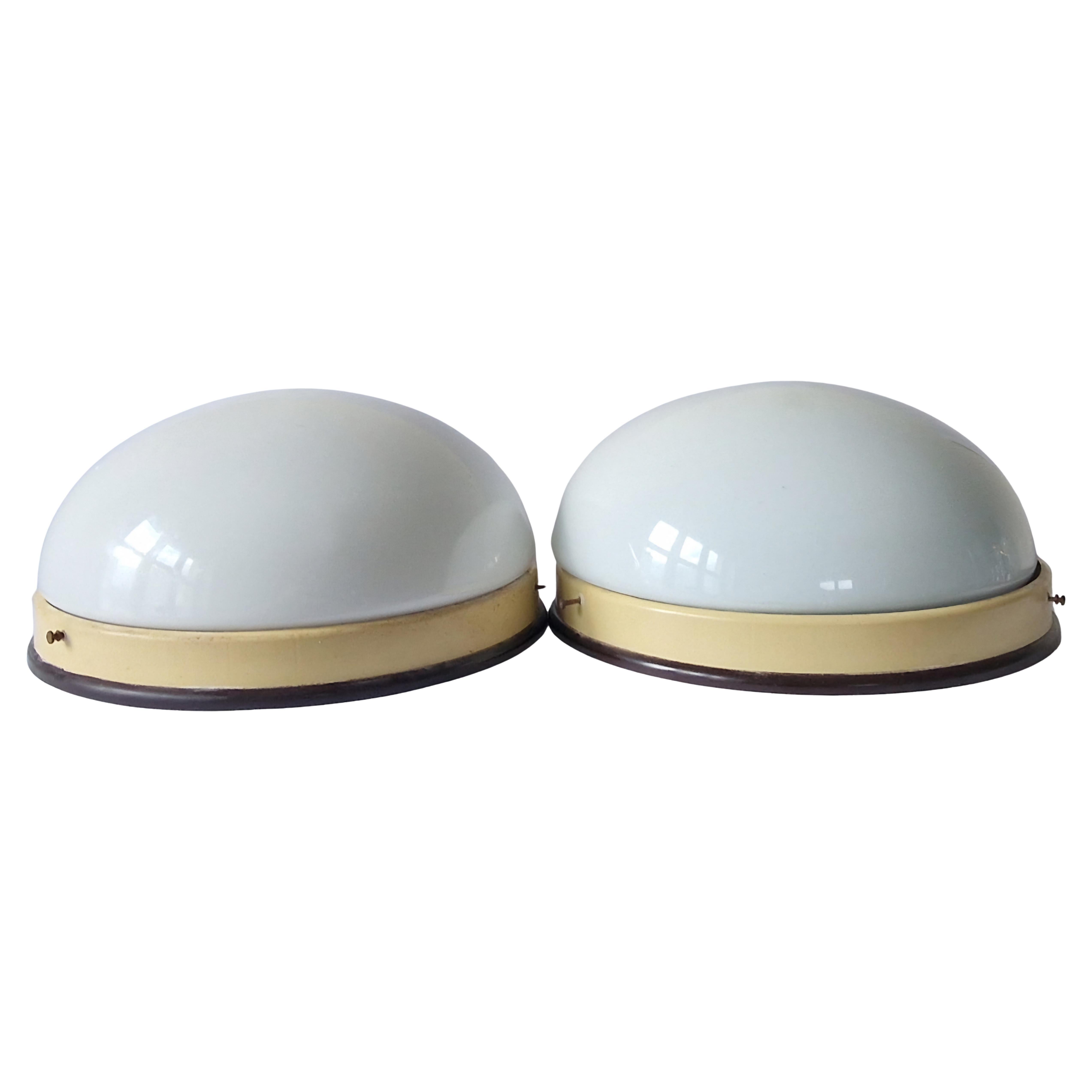 Coppia di lampade da parete o da soffitto del Medioevo, montaggio ad incasso, anni '50