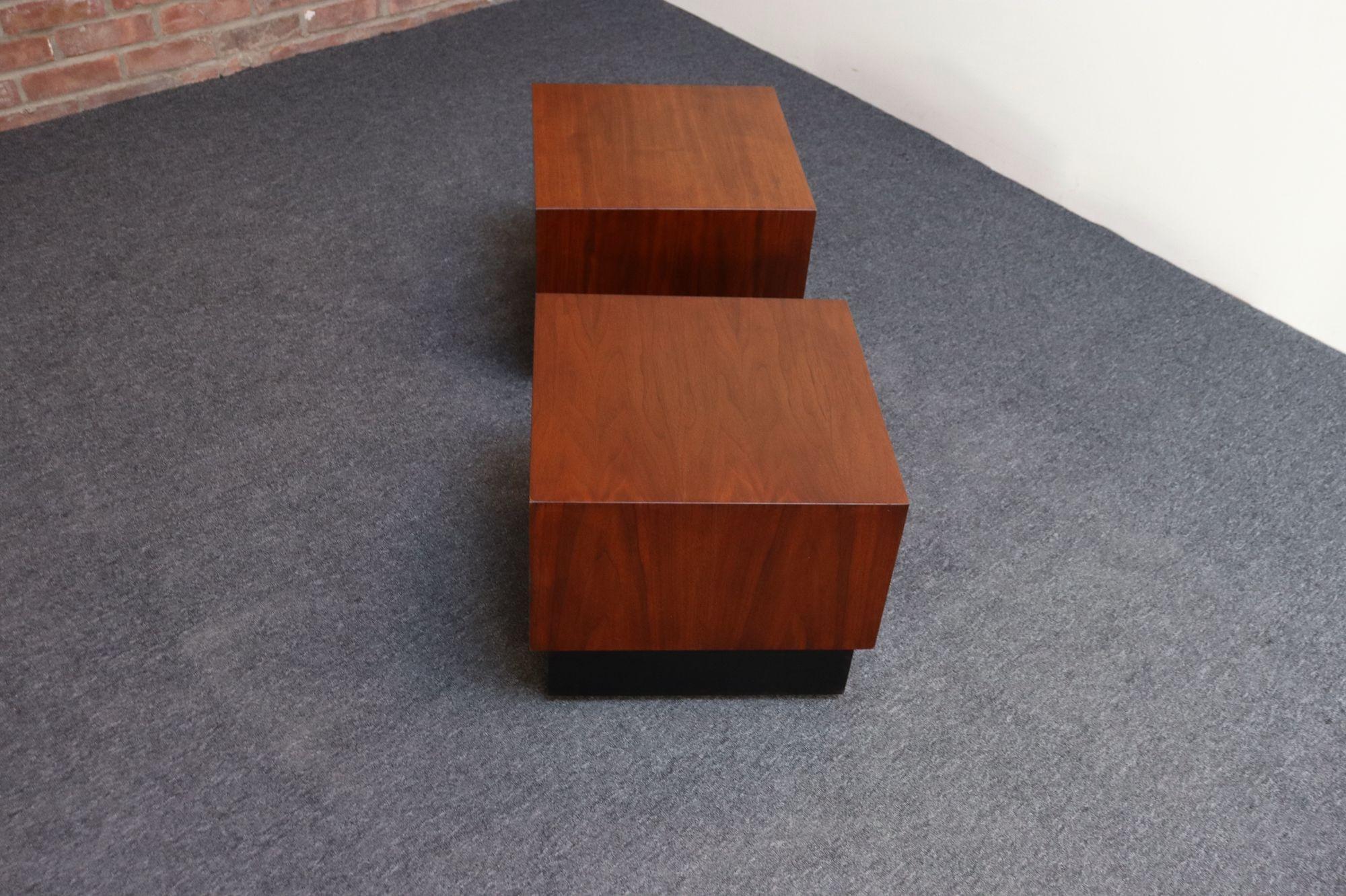 Pair of Midcentury Walnut Plinth Base Side Tables Attributed to Adrian Pearsall For Sale 11