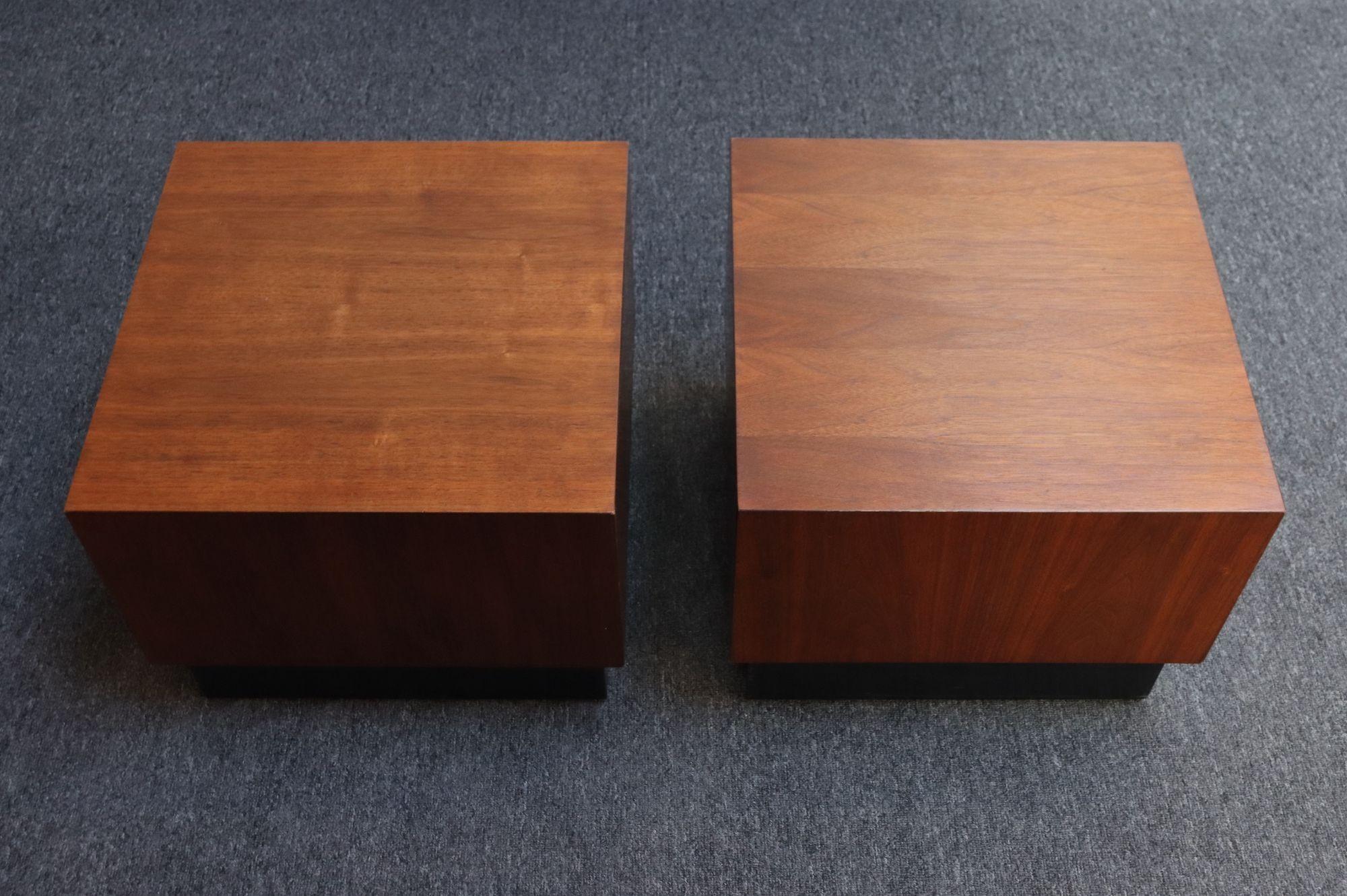 Pair of Midcentury Walnut Plinth Base Side Tables Attributed to Adrian Pearsall For Sale 12