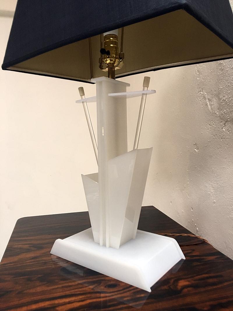 Pair of Midcentury White 1950s Lucite American Modernist Lamps Moss Lighting Co 1