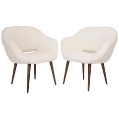 Pair of Midcentury White Boucle Club Armchairs, 1960s