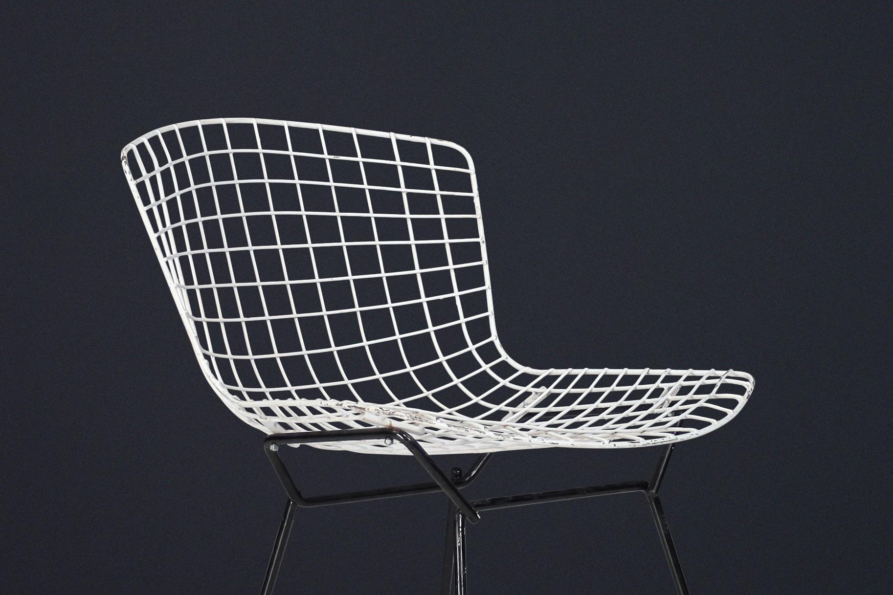 Steel Pair of Two Mid-Century Knoll Bertoia Side Chairs, 1950s