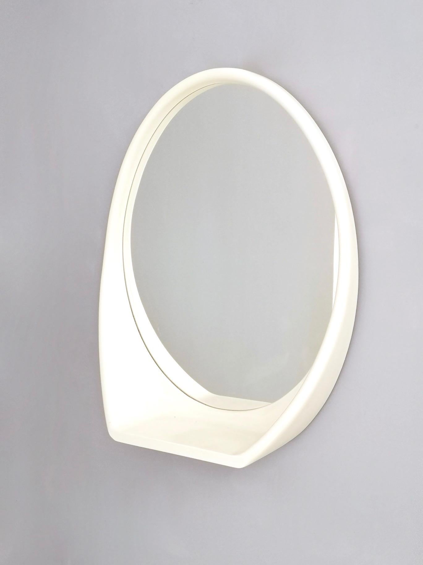 Italian Pair of Postmodern White Lacquered Resin Wall Mirrors with Shelf, Italy