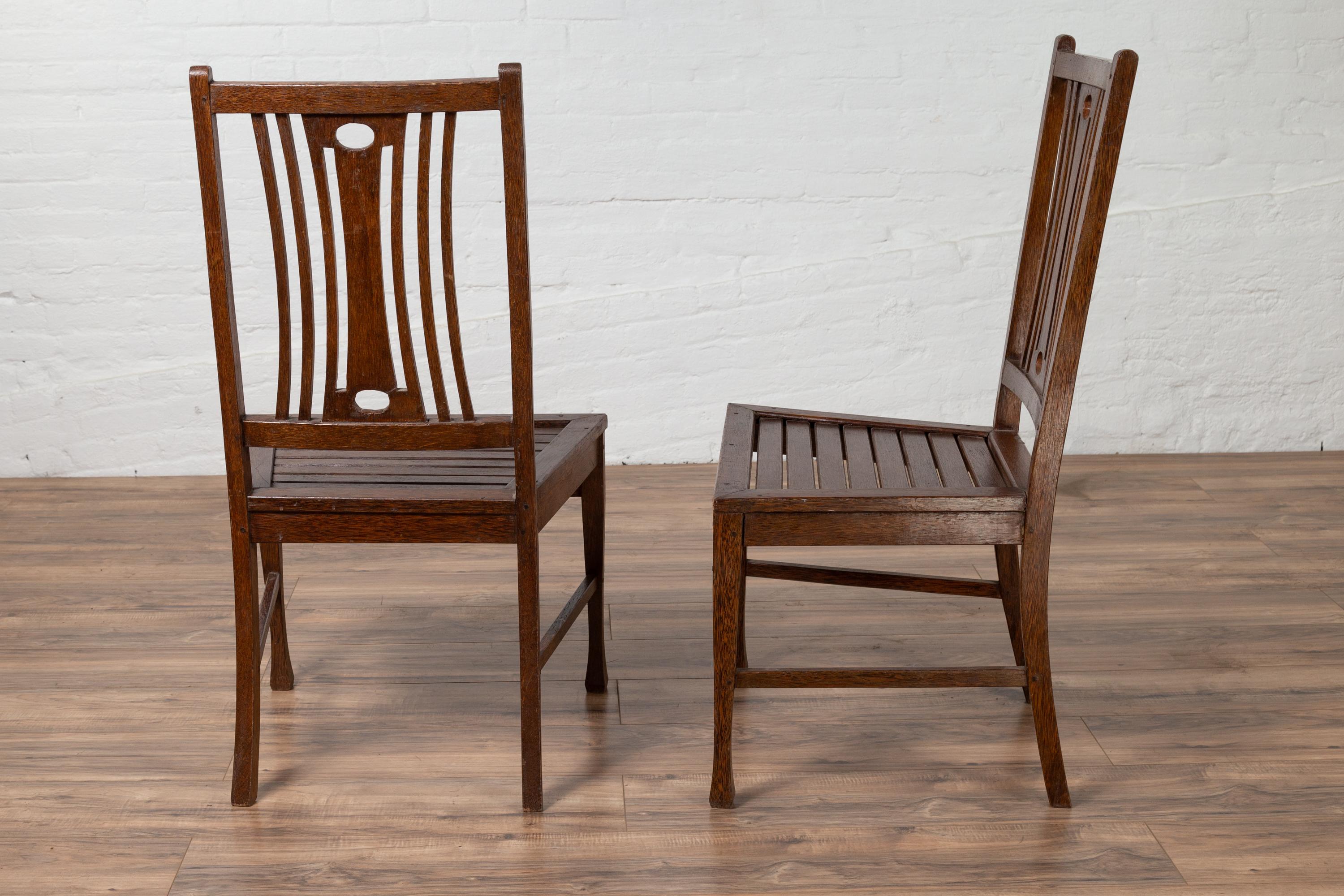 Pair of Midcentury Wooden Vintage Indonesian Side Chairs with Pierced Splats For Sale 1