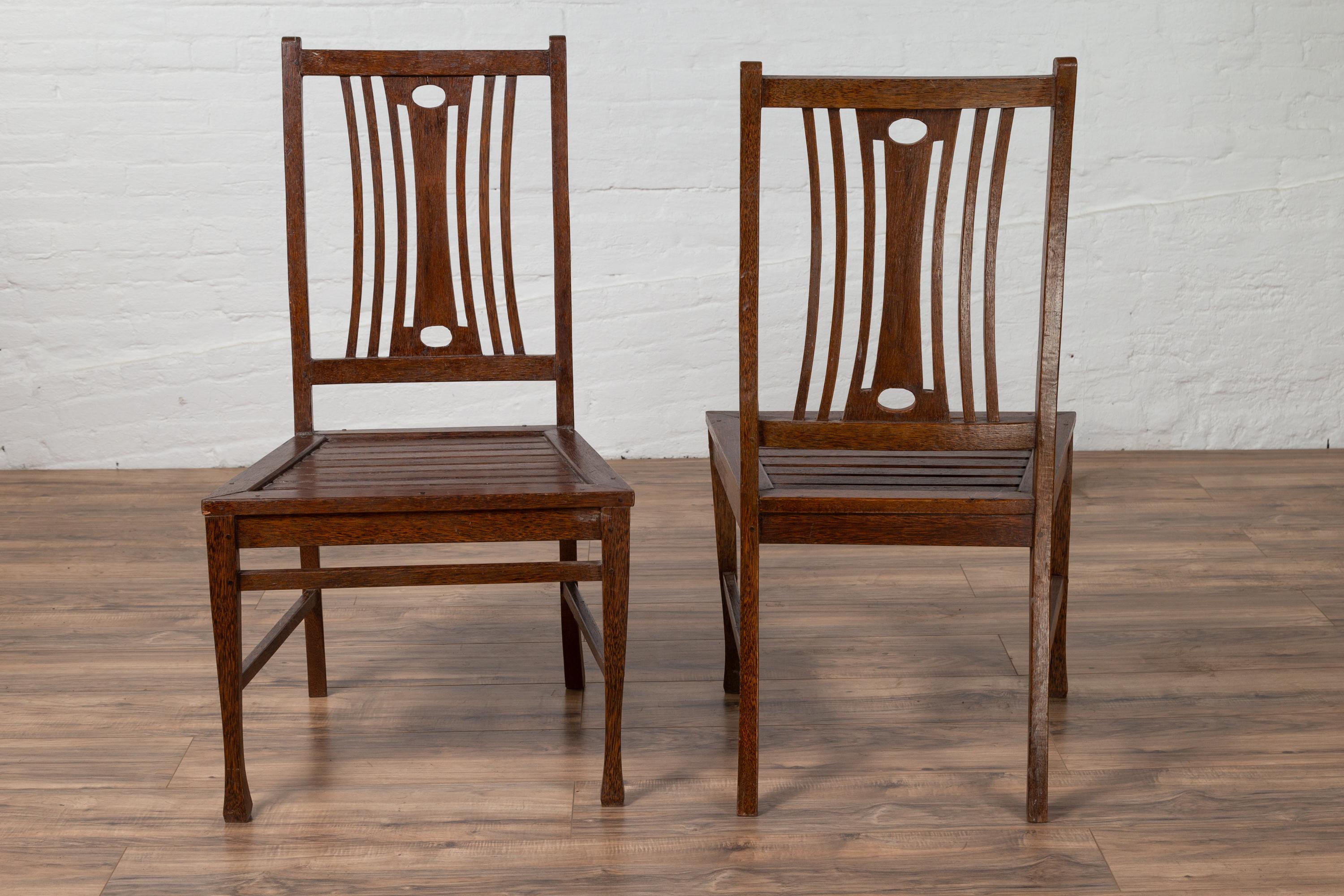 Pair of Midcentury Wooden Vintage Indonesian Side Chairs with Pierced Splats For Sale 4