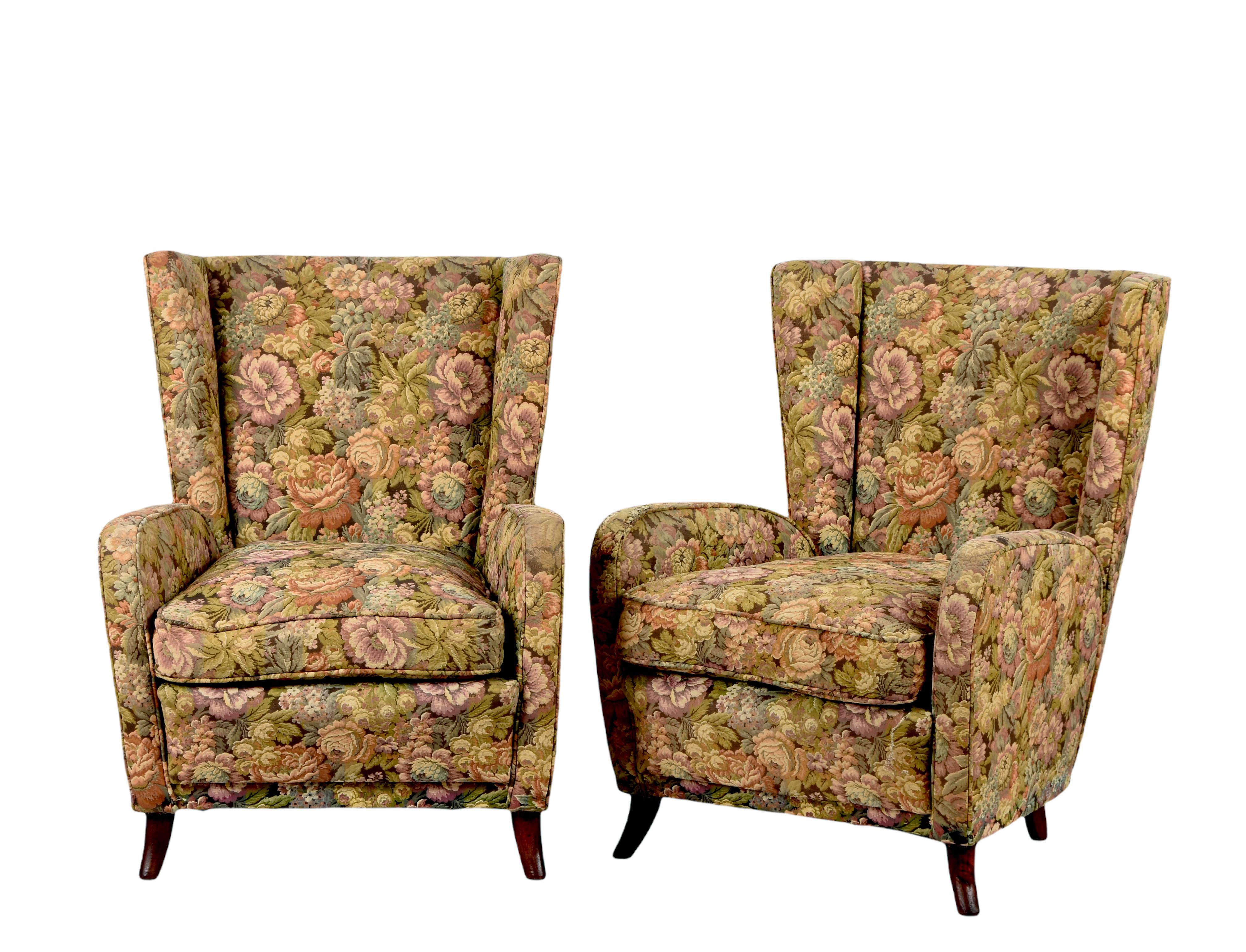 Pair of Midcentury Wool and Wood Italian Armchairs after Paolo Buffa, 1950s 7