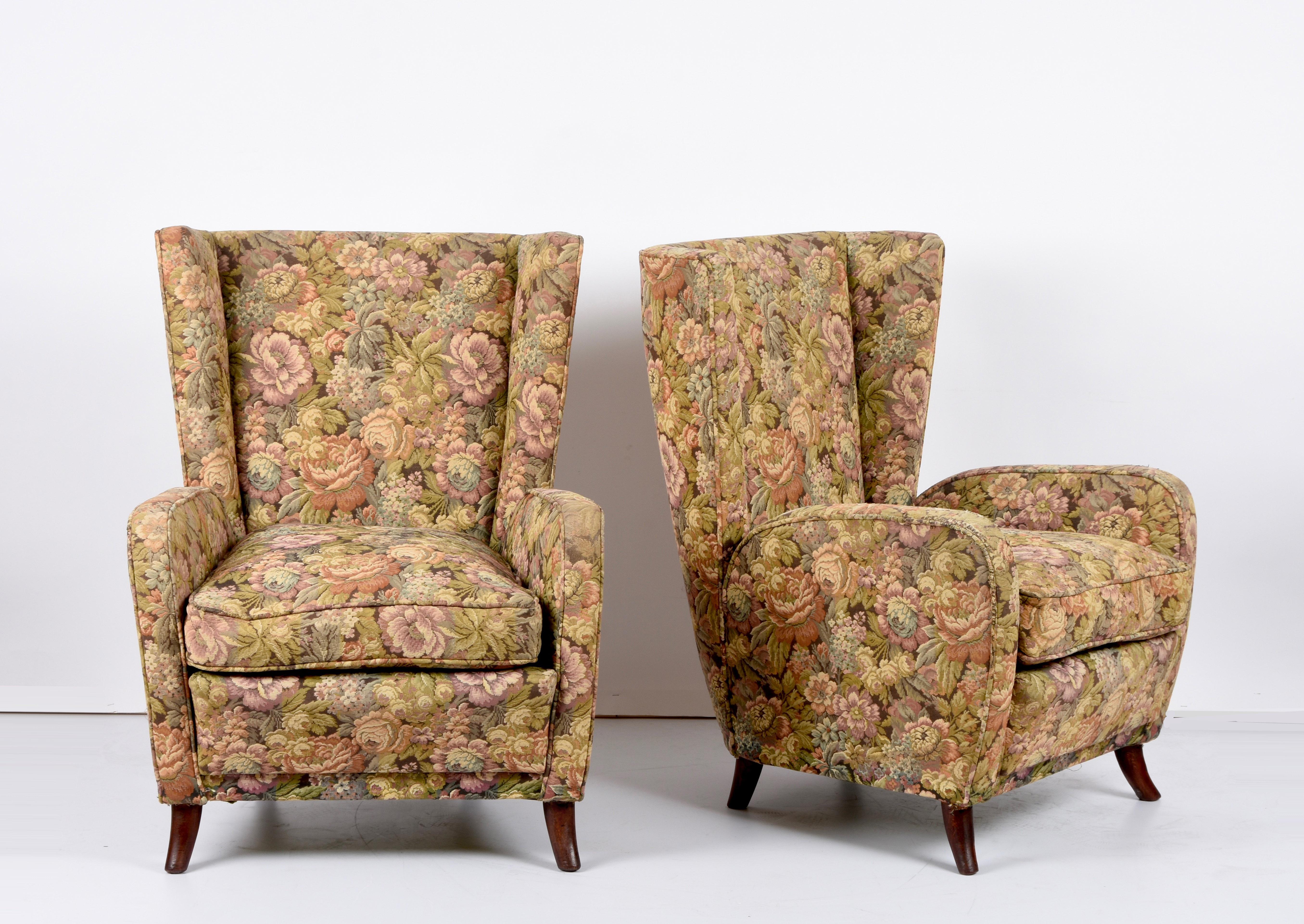 Pair of Midcentury Wool and Wood Italian Armchairs after Paolo Buffa, 1950s 11