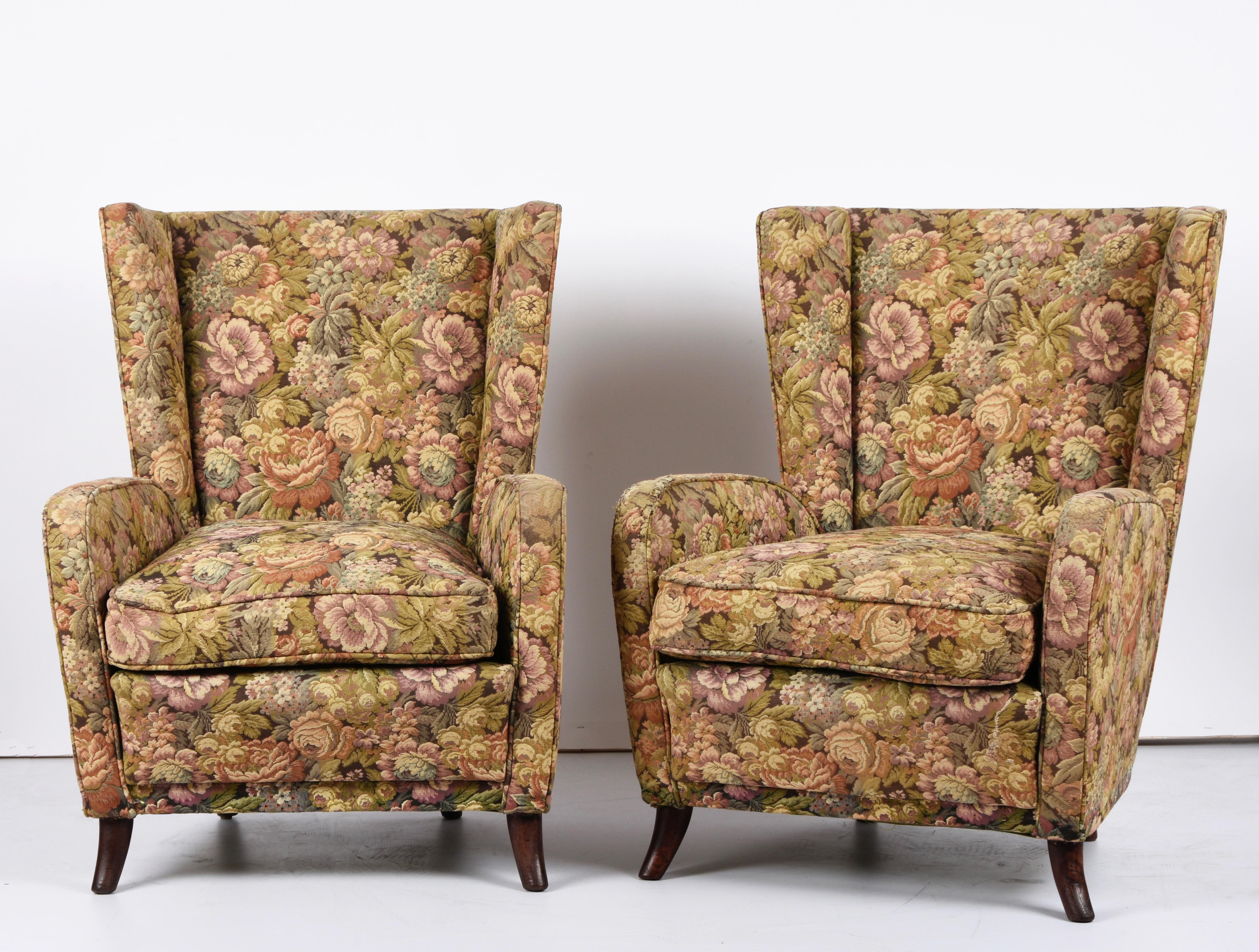 Pair of Midcentury Wool and Wood Italian Armchairs after Paolo Buffa, 1950s 14