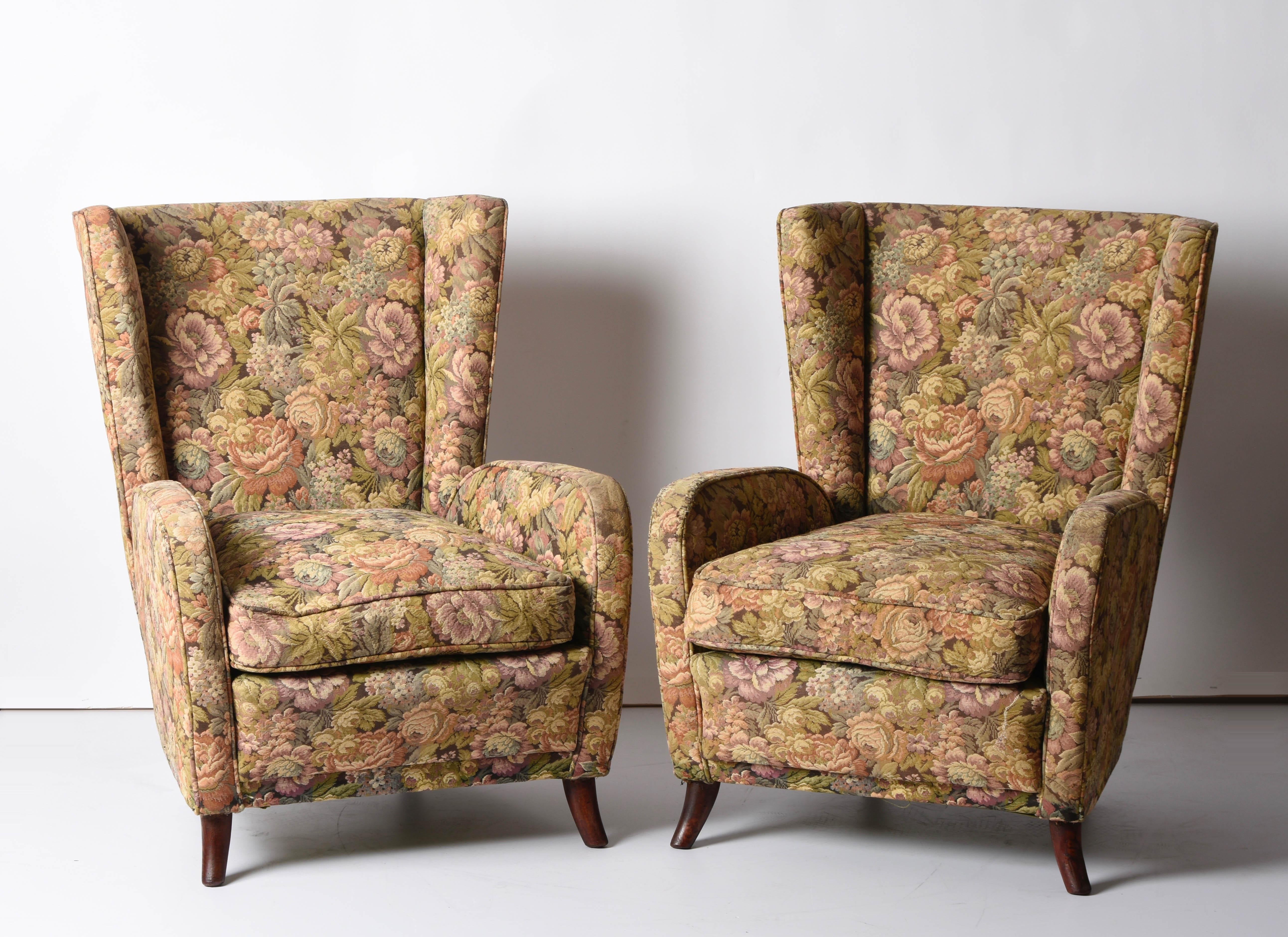 Mid-20th Century Pair of Midcentury Wool and Wood Italian Armchairs after Paolo Buffa, 1950s