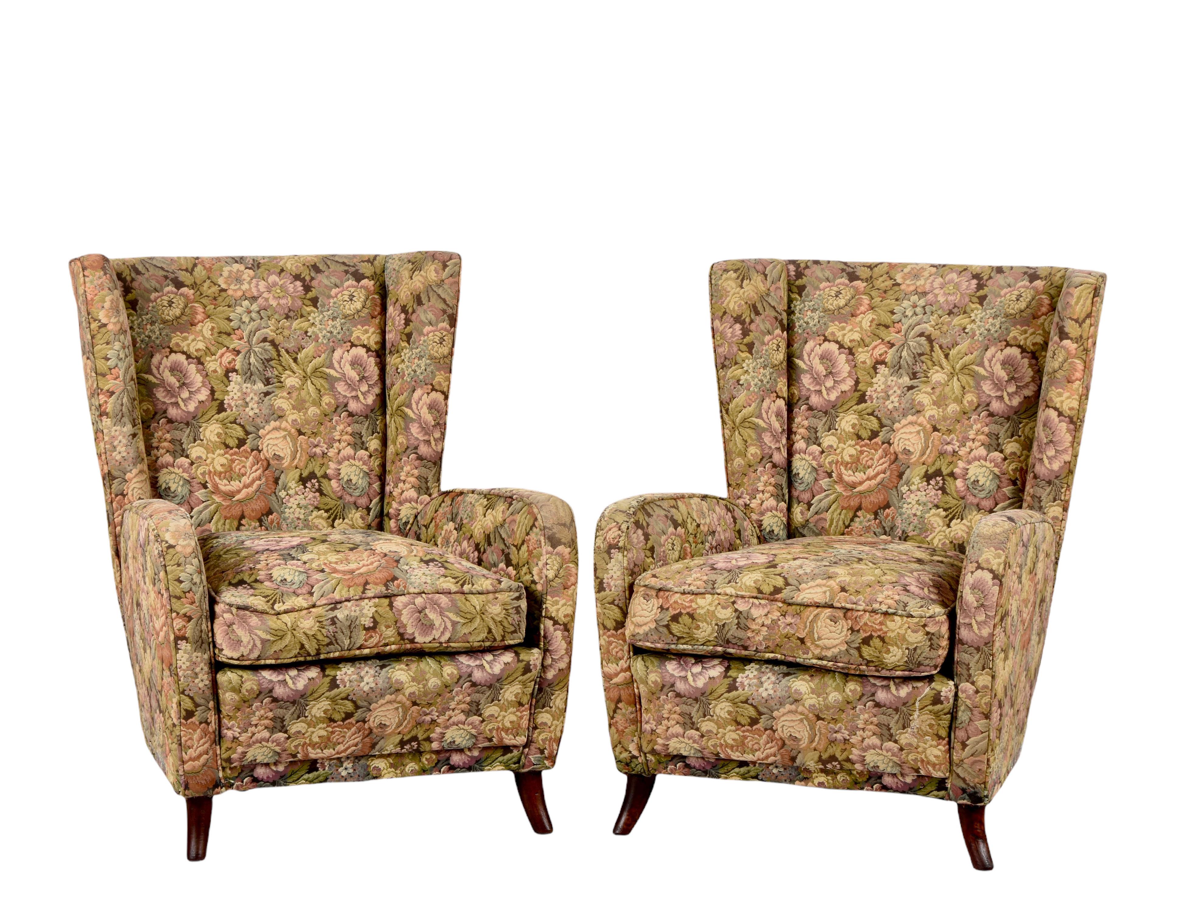 Pair of Midcentury Wool and Wood Italian Armchairs after Paolo Buffa, 1950s 2