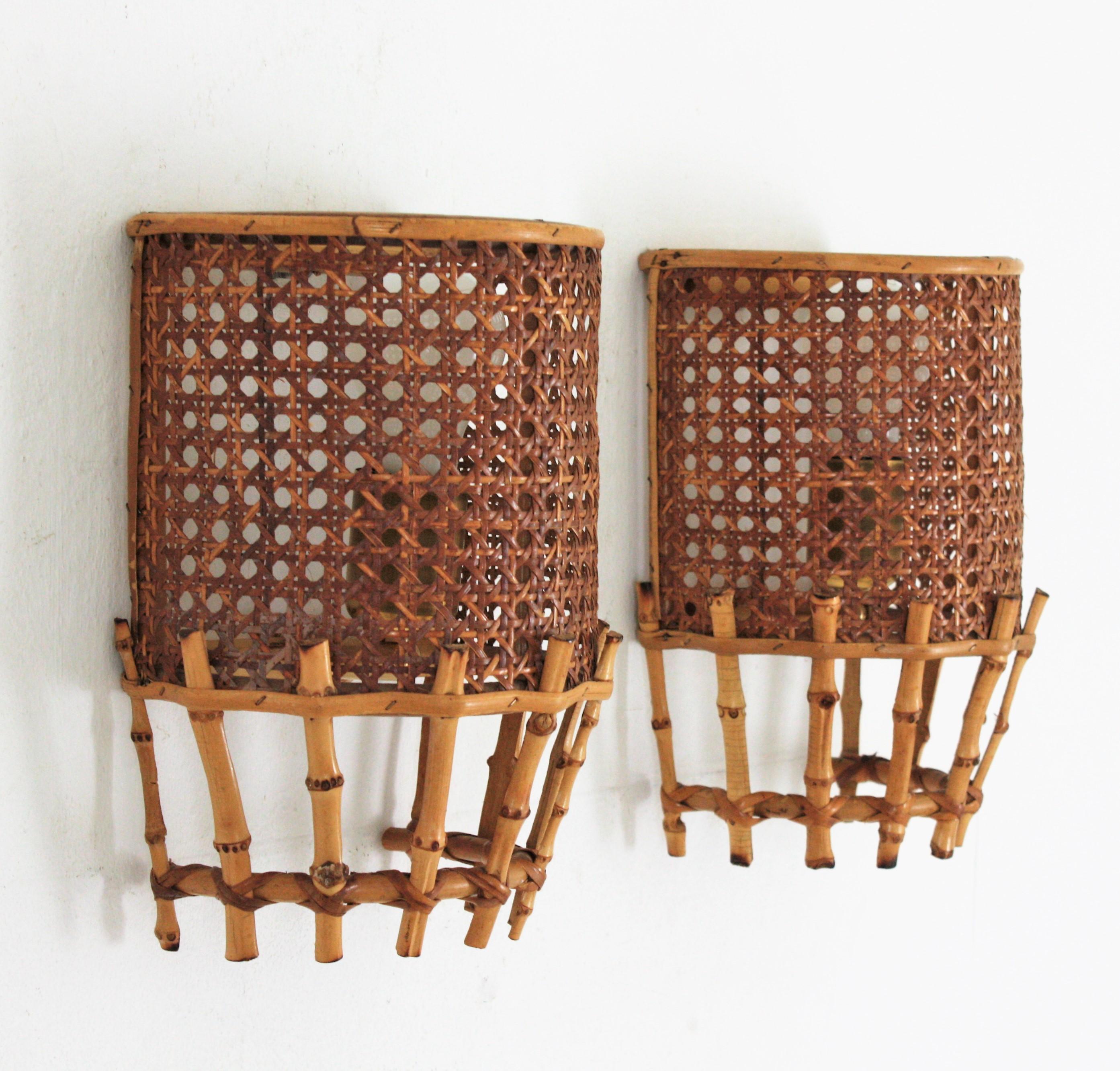 French Pair of Midcentury Woven Wicker Weave and Bamboo Wall Sconces For Sale