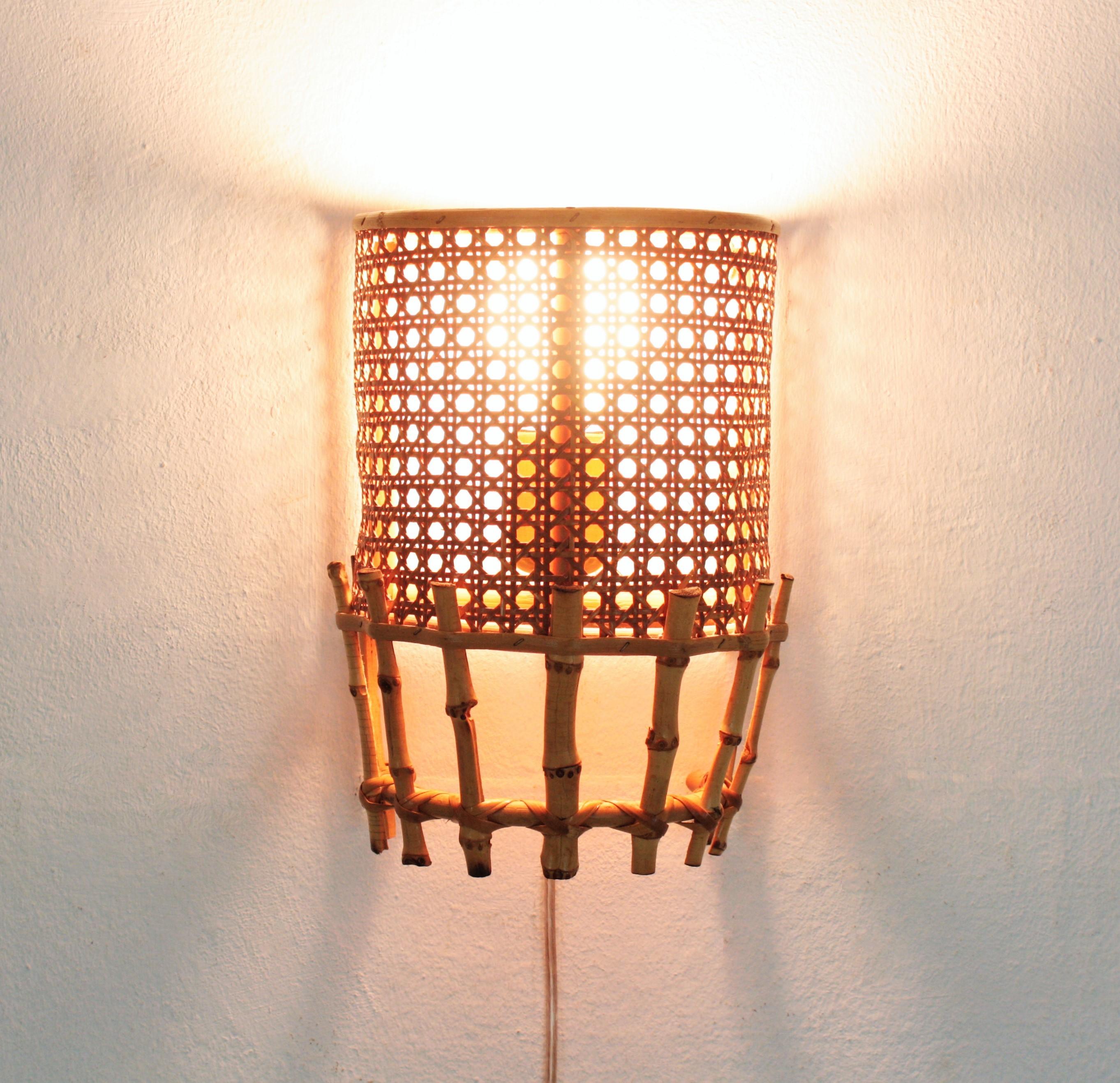 20th Century Pair of Midcentury Woven Wicker Weave and Bamboo Wall Sconces For Sale