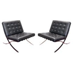 Vintage Pair of Mies van Der Rohe Barcelona Style Mid Century Modern Lounge Chairs