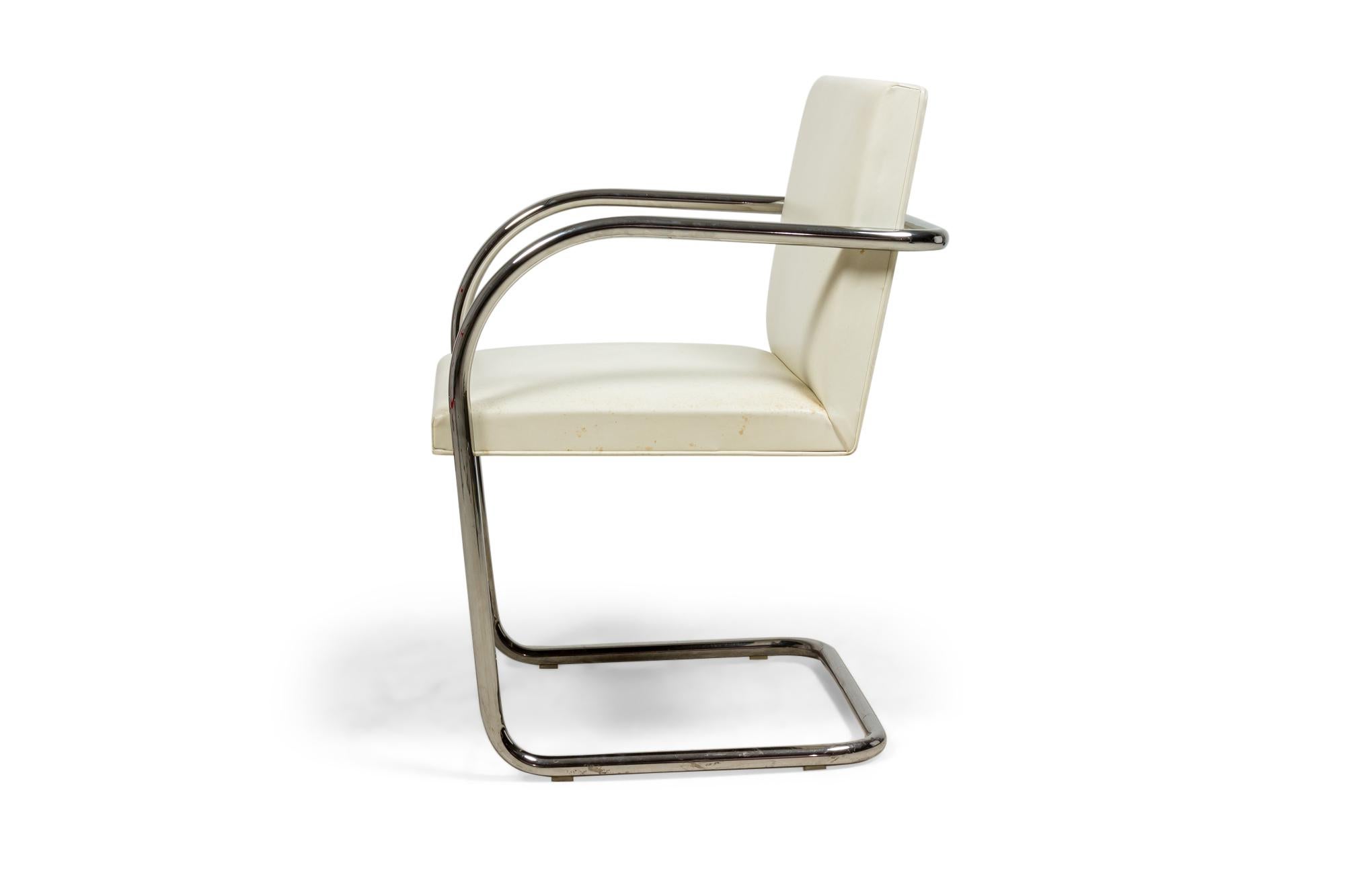 Pair of Mies van der Rohe for Knoll 'Brno' White Leather and Chrome Tube Armchai In Good Condition For Sale In New York, NY