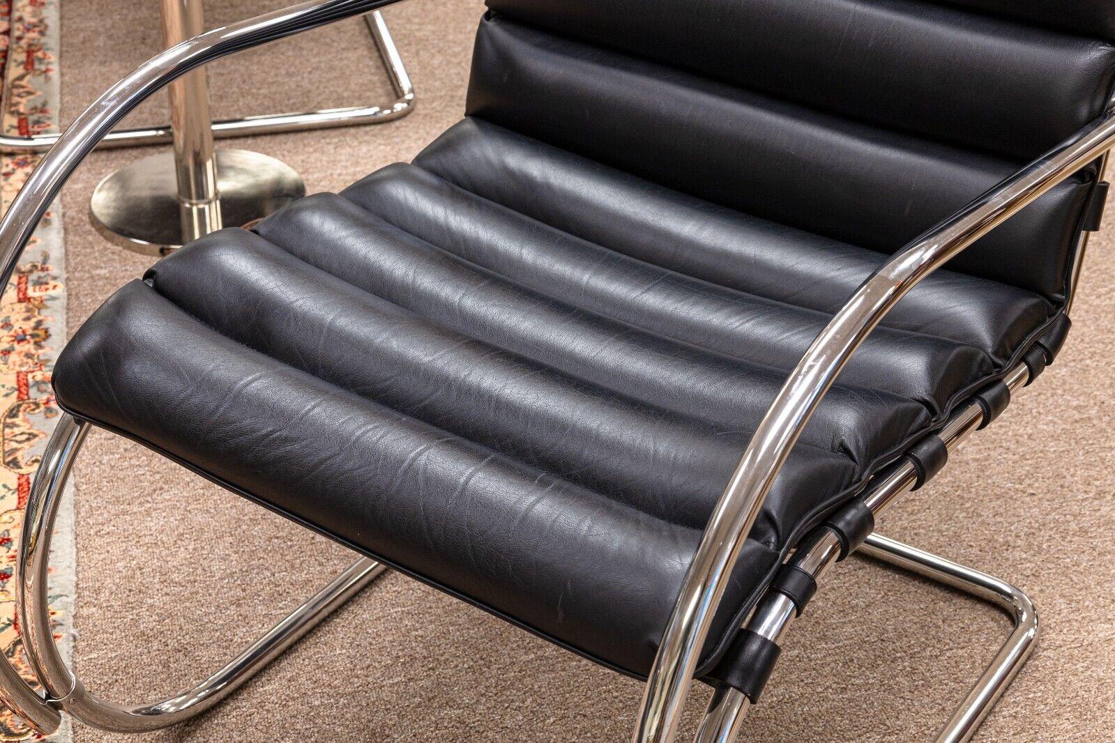 20th Century Pair of Mies Van der Rohe Mid Century Modern Black Leather MR Lounge Chairs