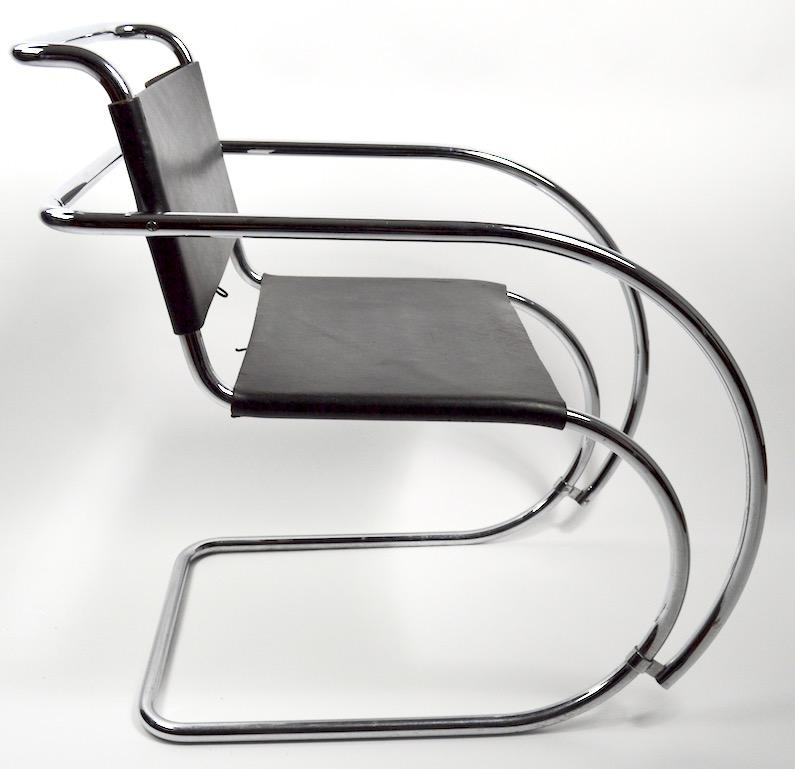German Pair of Mies van der Rohe MR Lounge Chairs Black Leather and Chrome