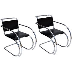 Pair of Mies van der Rohe MR Lounge Chairs in Black Leather and Chrome