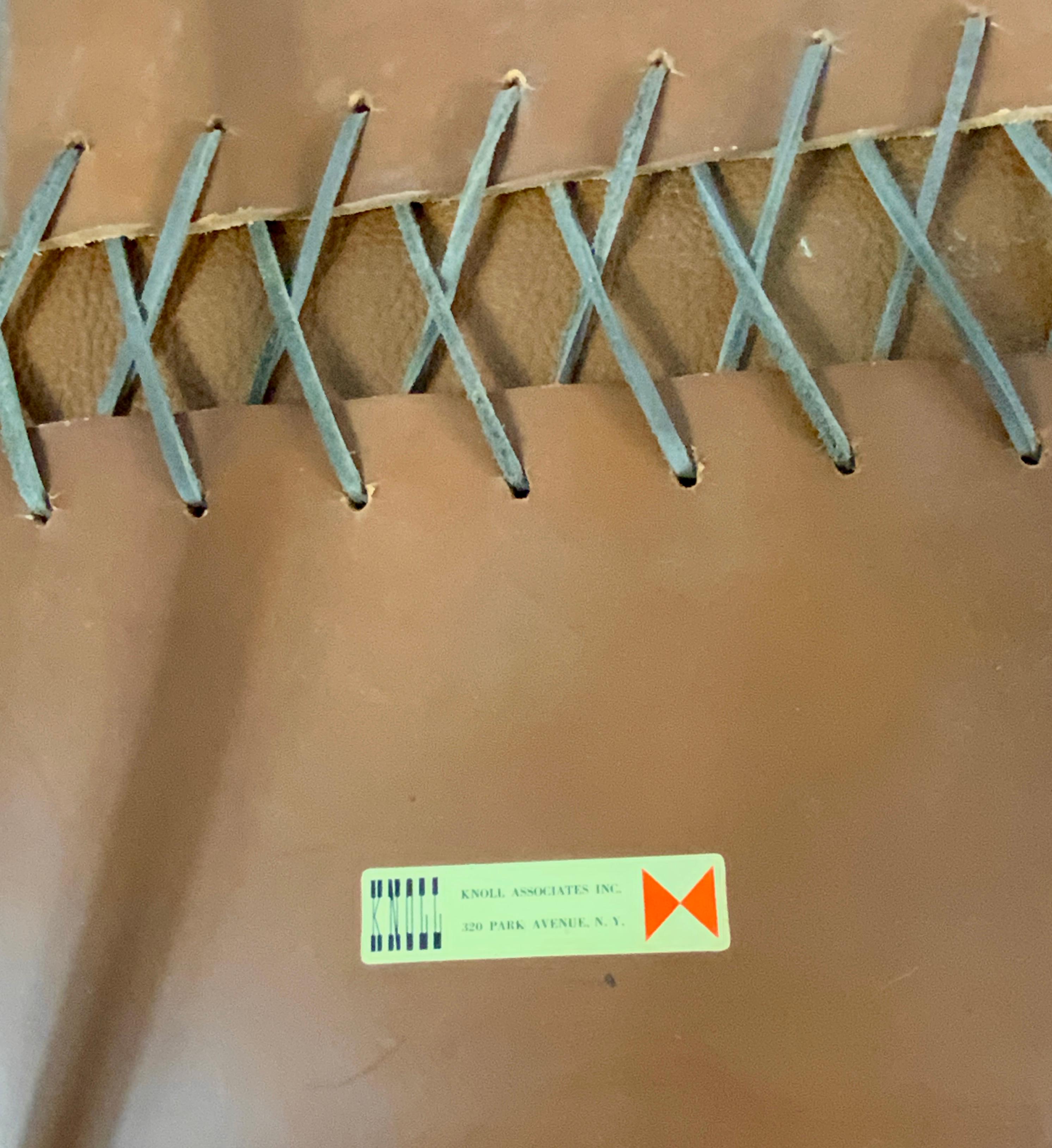 Pair of Mies van der Rohe MR30/5 Lounge Chairs for Knoll Associates, 1960’s In Good Condition For Sale In Hampstead, QC