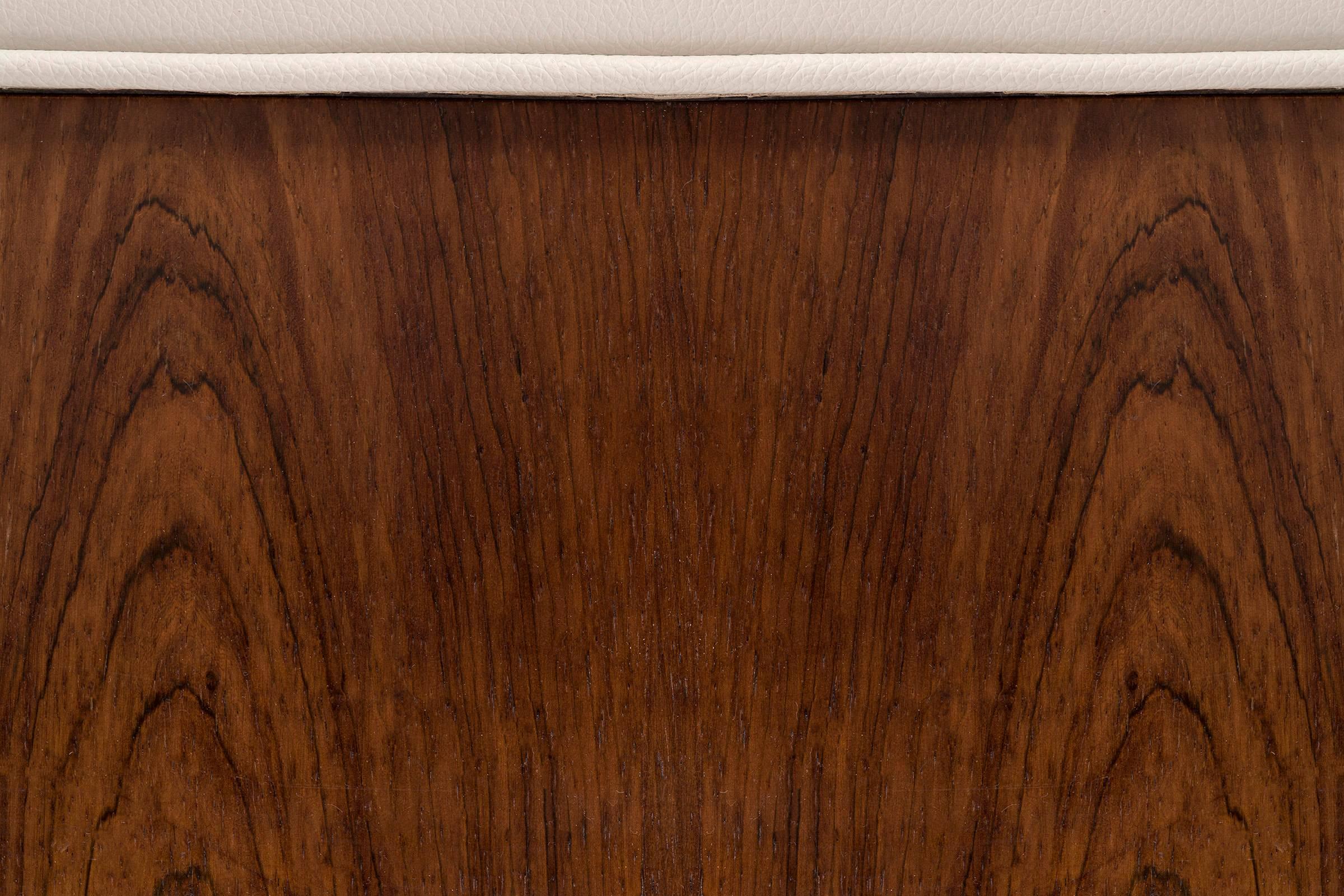 Leather Pair of Mies Van der Rohe Settees