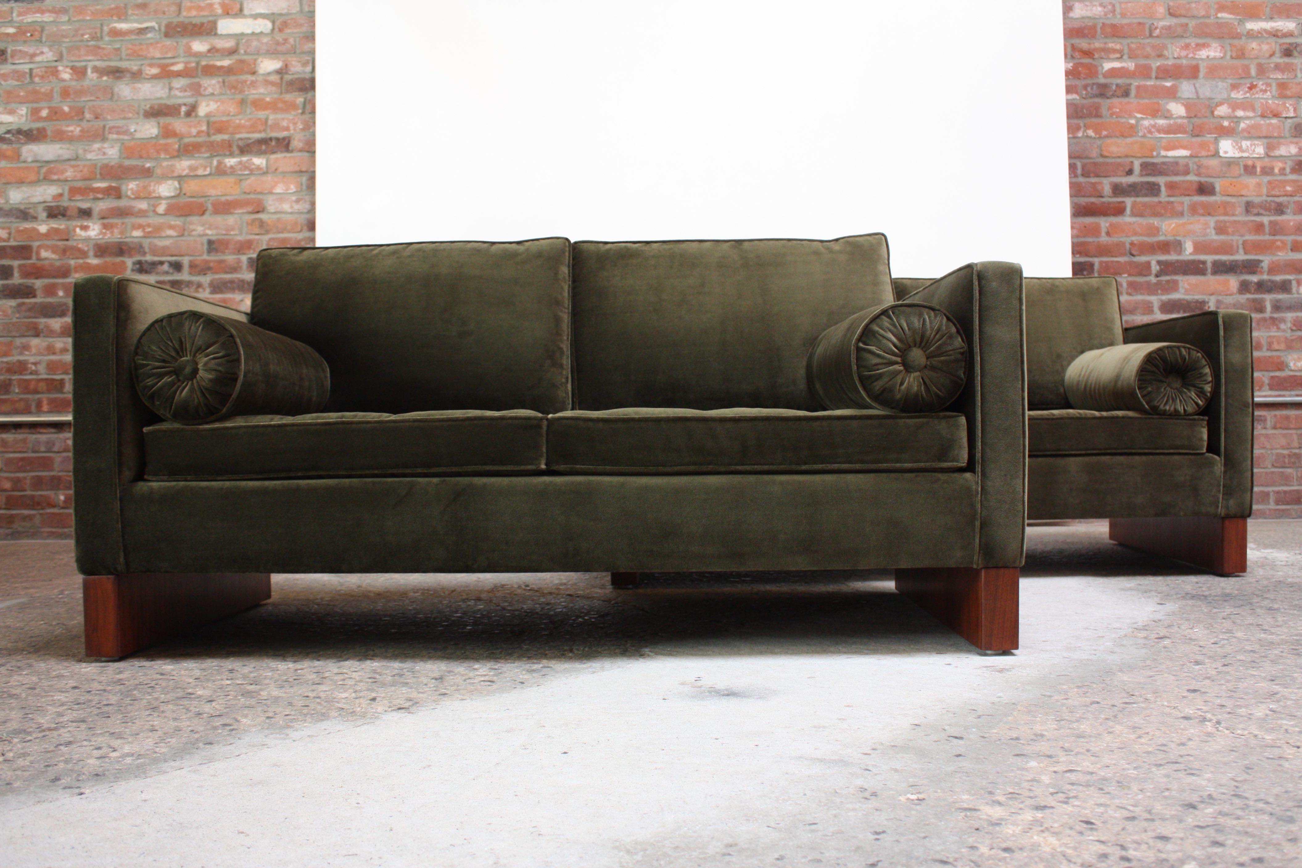 Mid-20th Century Pair of Mies van der Rohe Settees in Velvet and Teak