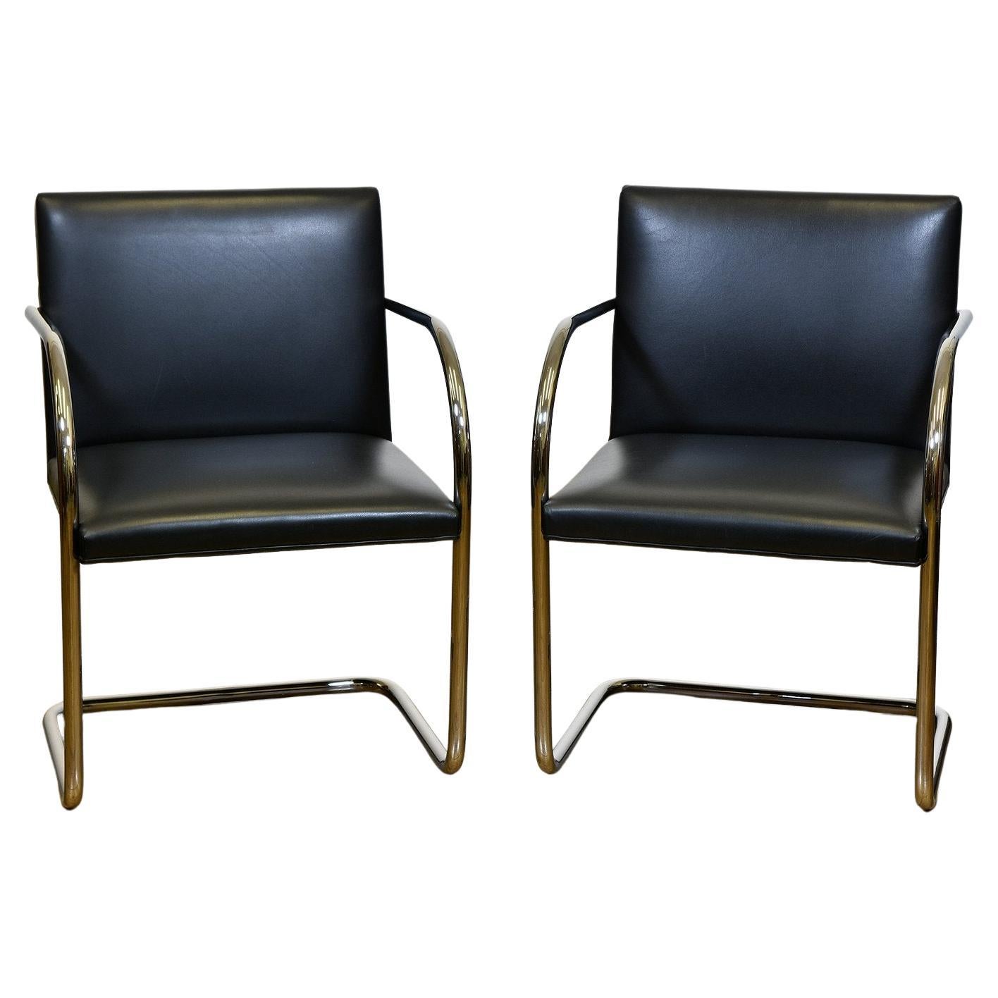 Mid-Century Modern Pair of Mies Van Der Rohe Tubular Chrome Black Leather Brno Chairs by Knoll 1980