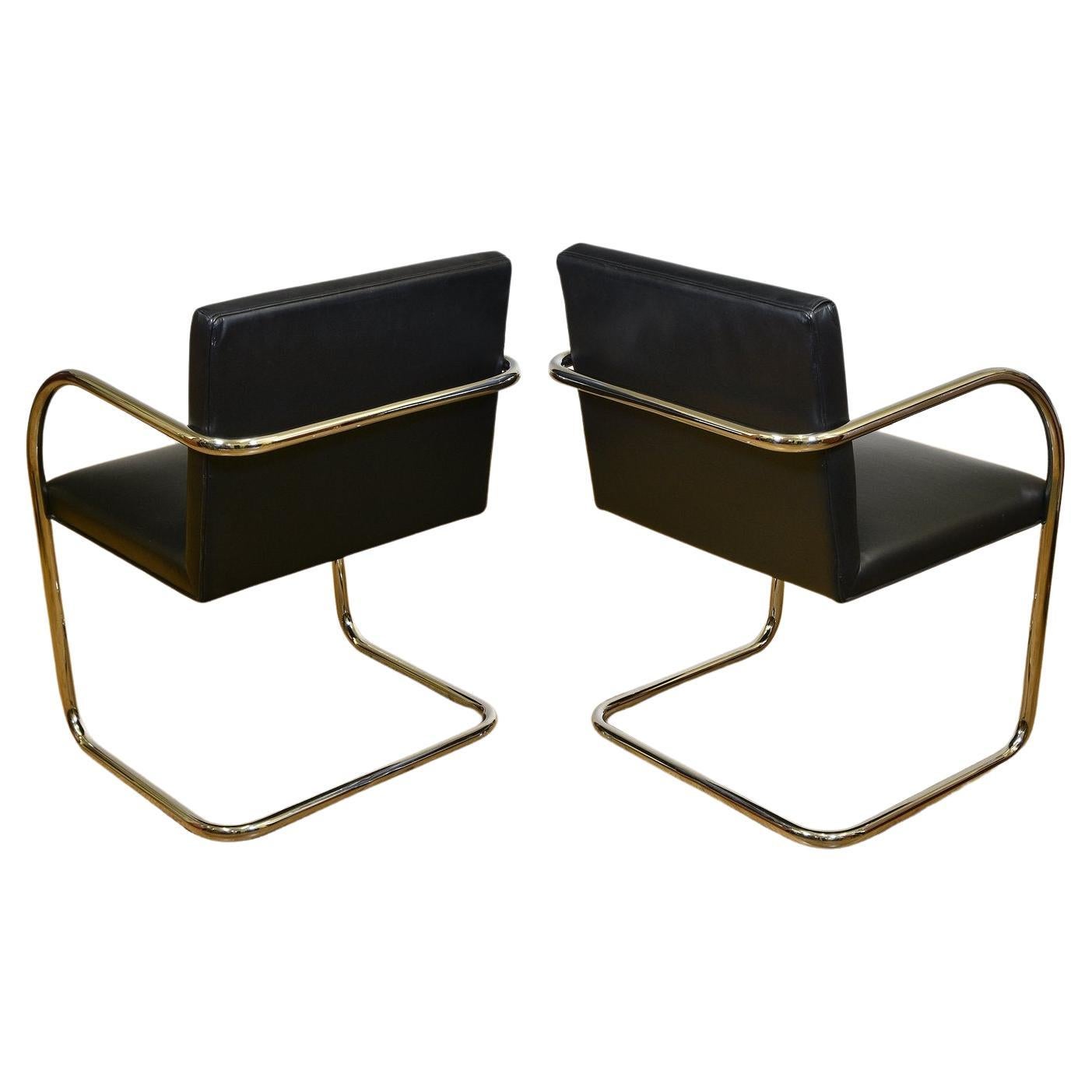 Pair of Mies Van Der Rohe Tubular Chrome Black Leather Brno Chairs by Knoll 1980 In Good Condition In Norwich, GB