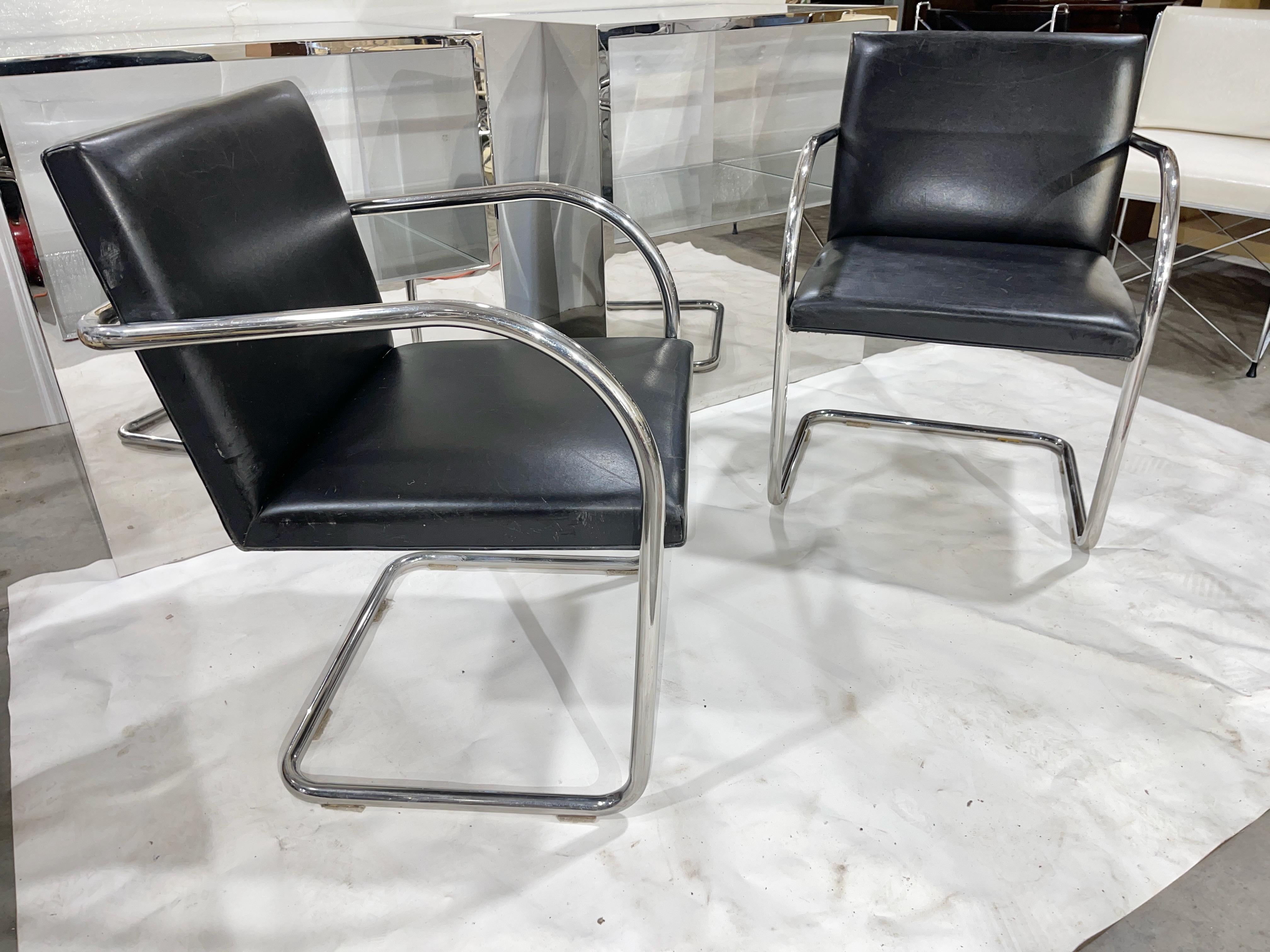 Pareja de sillas Mies van der Rohe Tubular Chrome Brno de Knoll en venta 3