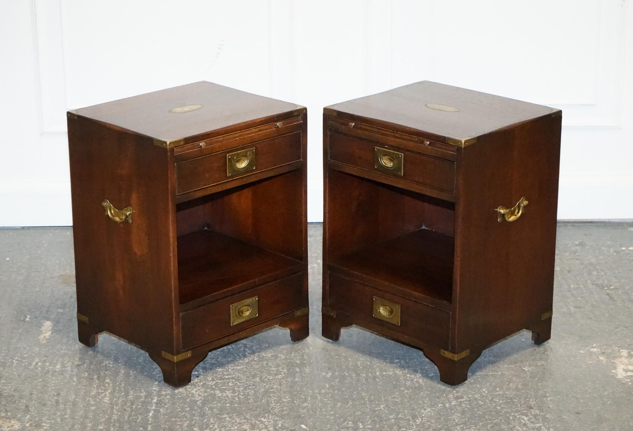 PAIR OF MILITARY CAMPAIGN BEVAN FUNELL BEDSIDE TABLES NiGHTSTANDS TWO DRAWERS For Sale 11
