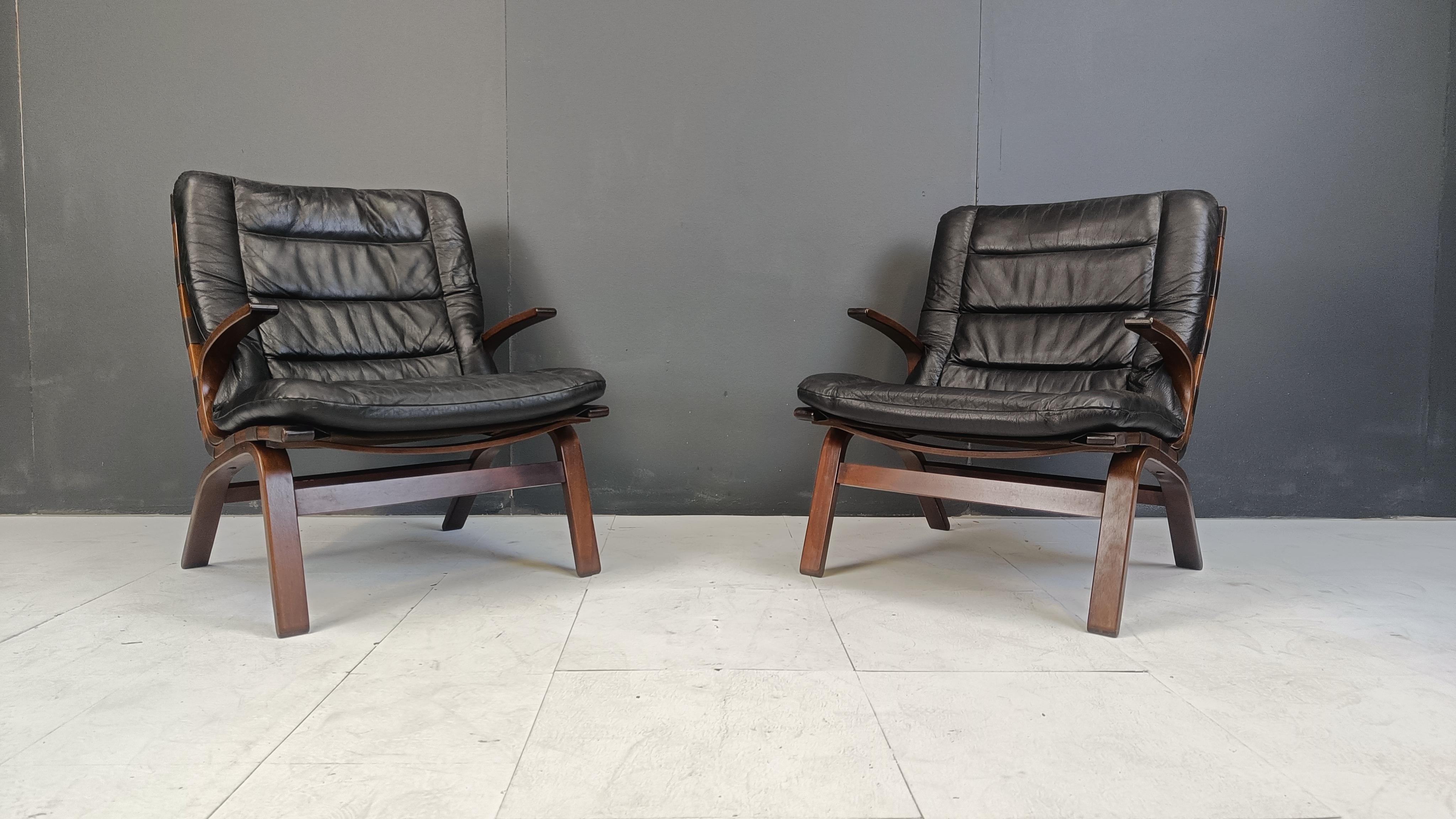 Late 20th Century Pair of Miljo armchairs by Farstrup Møbler, 1970s