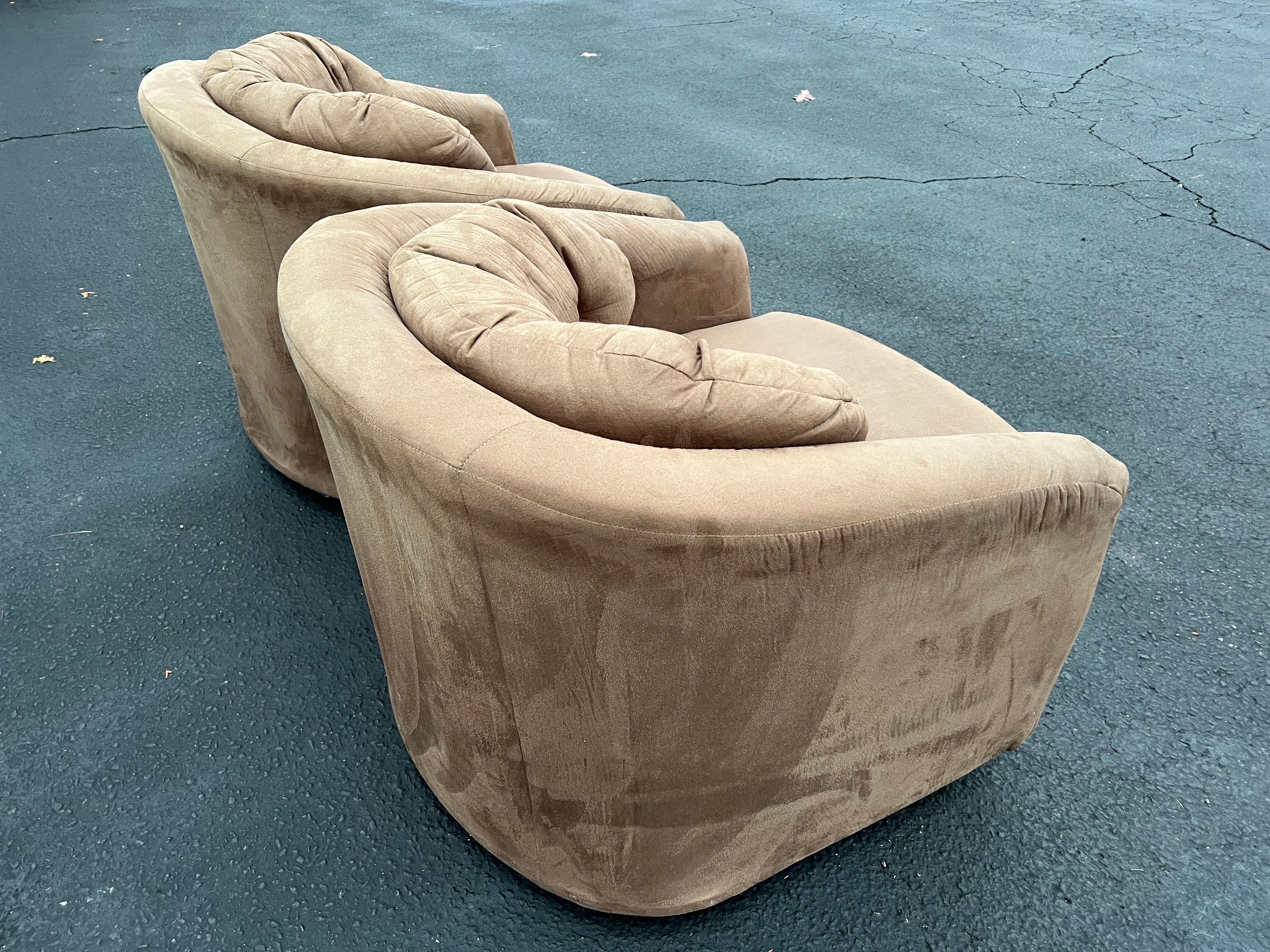 Pair of Mid Century Swivel Club Chairs For Sale 4